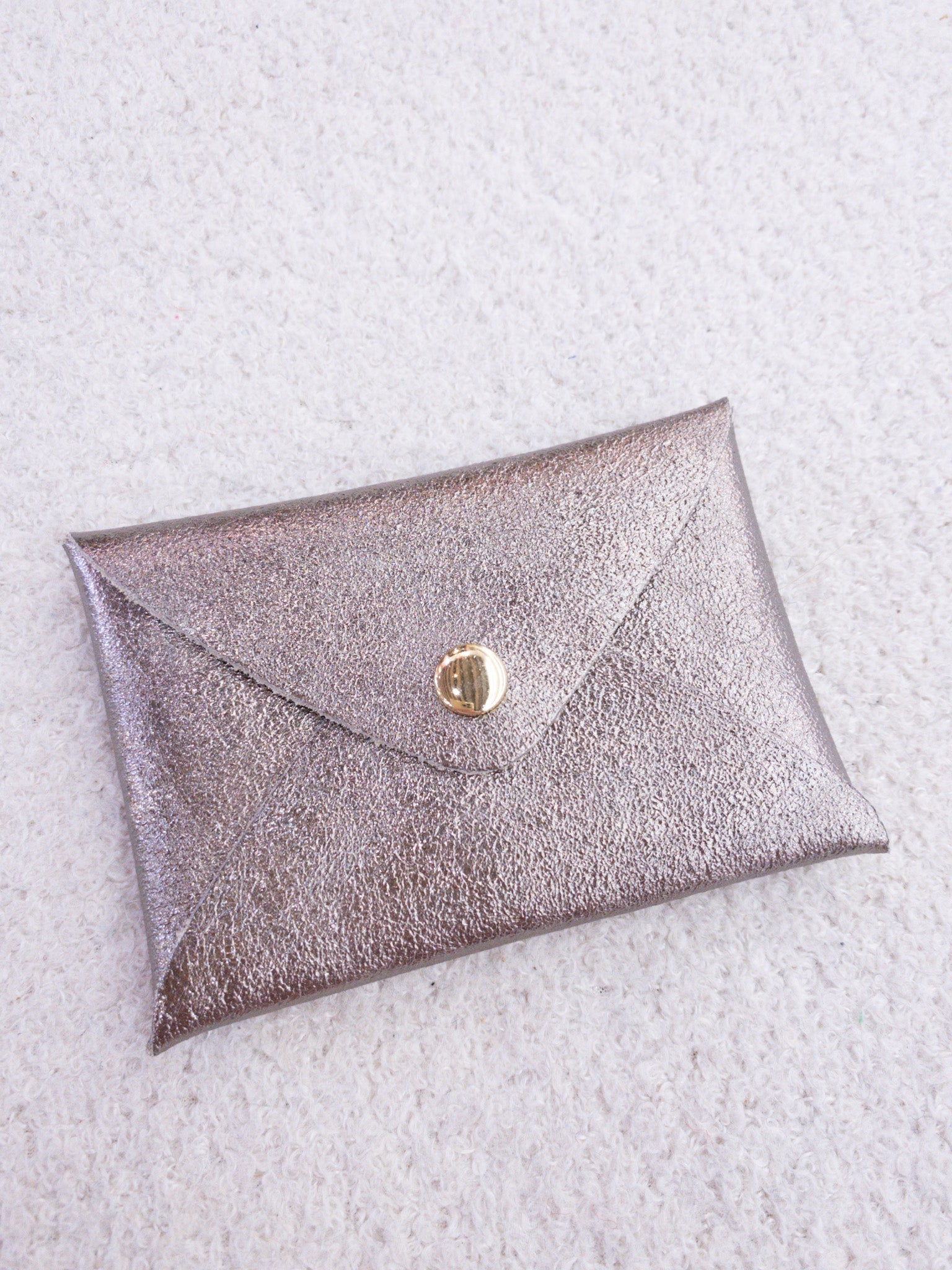Porte-cartes en cuir de vachette doré