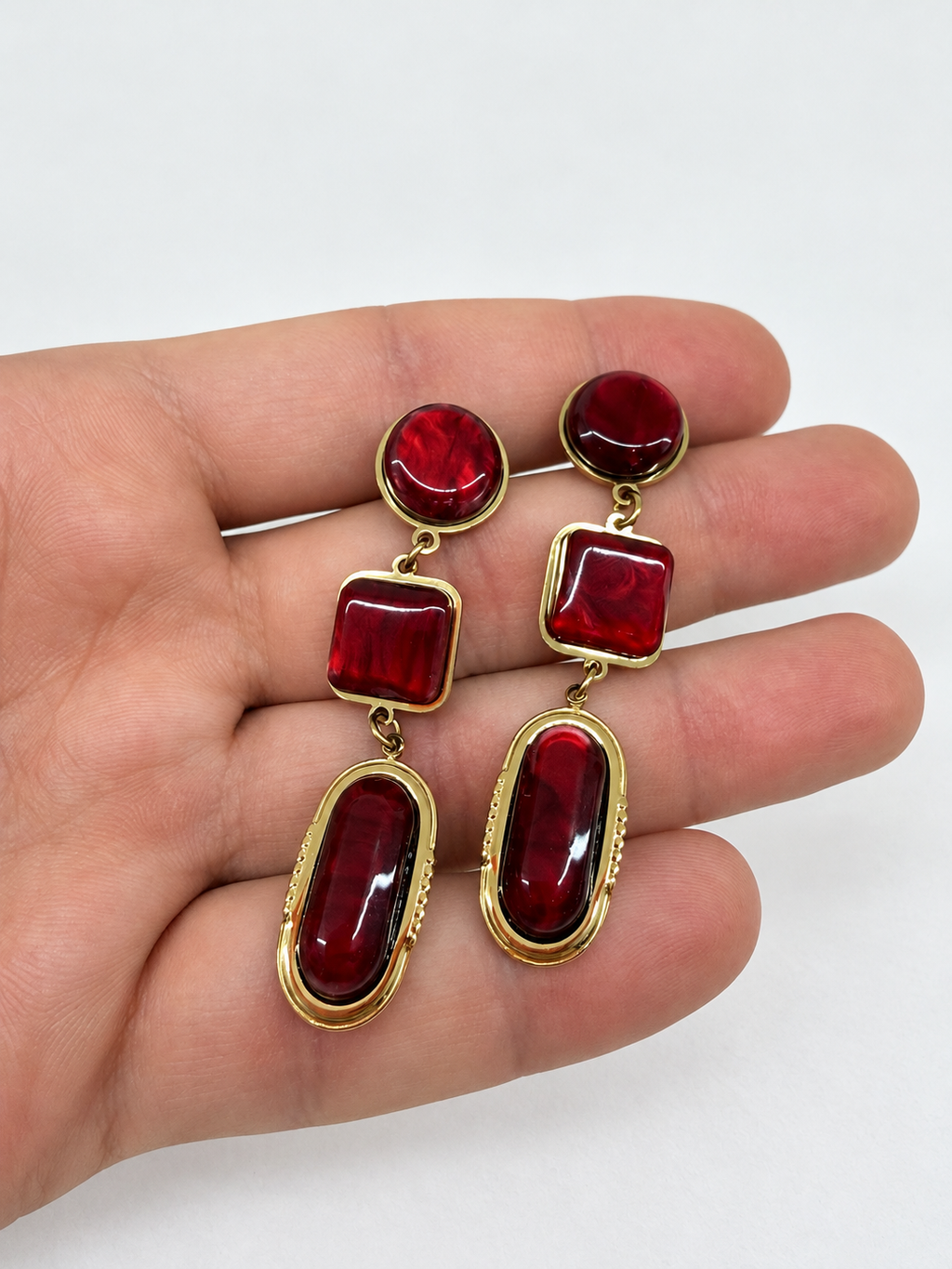 Boucles d’oreilles pendantes rouges à 3 niveaux