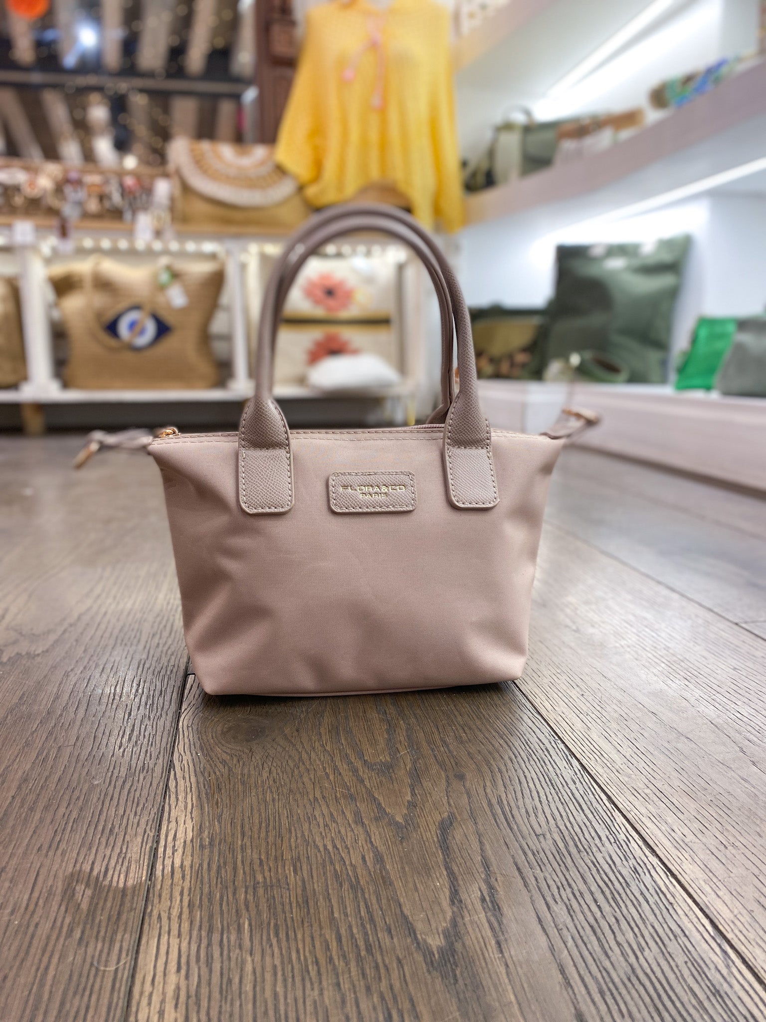 Petit sac à main en nylon imperméable Flora&Co