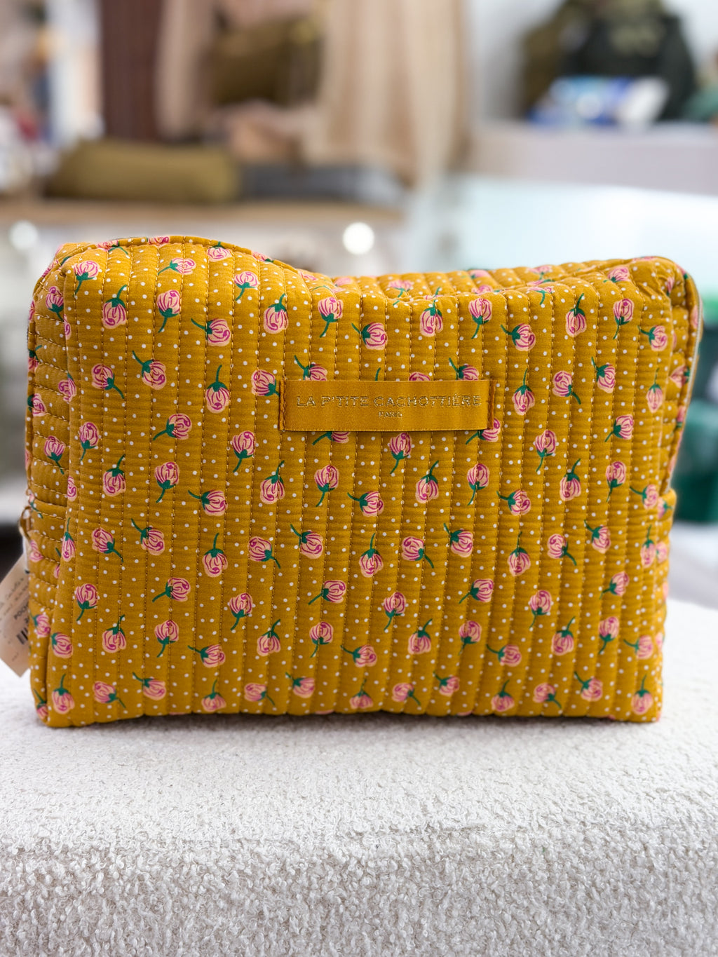 Trousse matelassée fleurie en coton