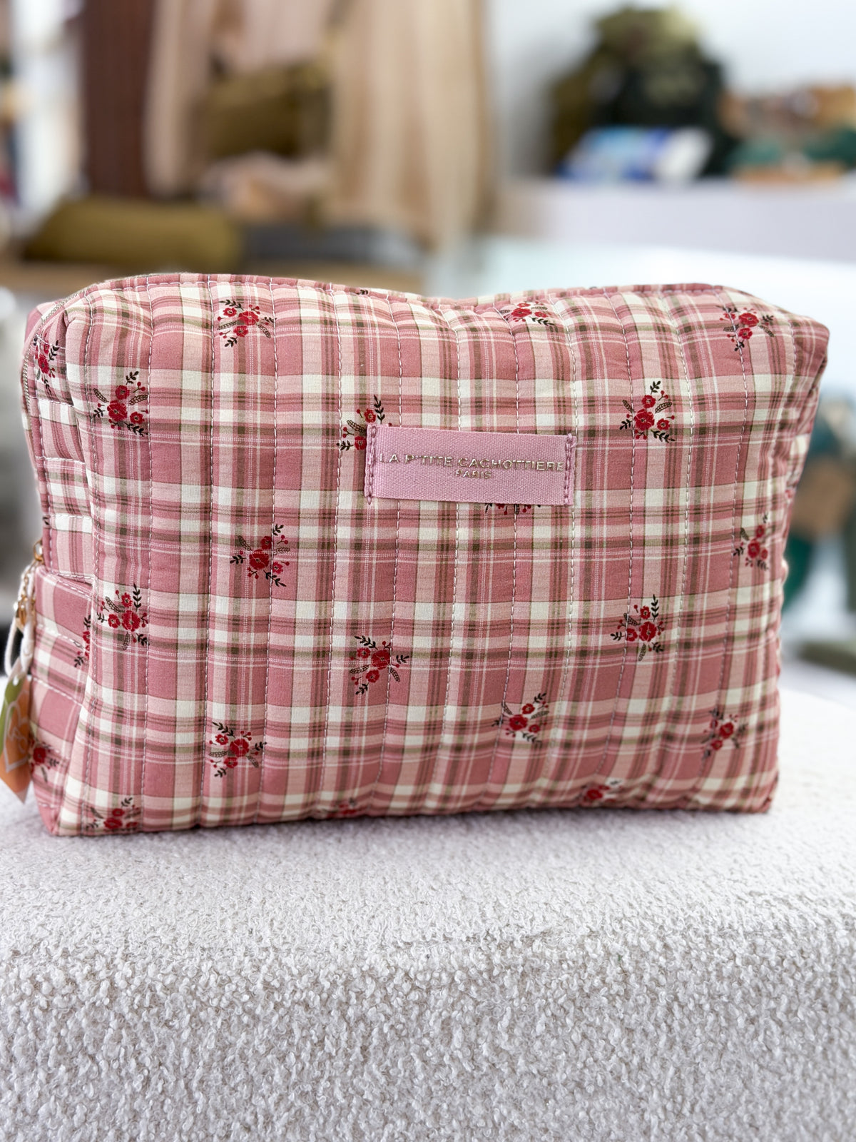 Trousse matelassée fleurie en coton