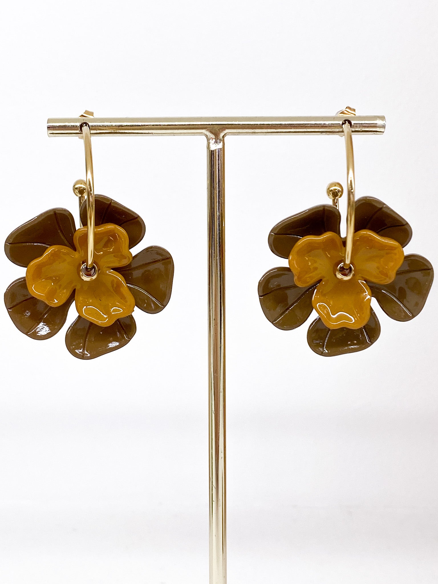 Boucles d’oreilles créoles florales colorées
