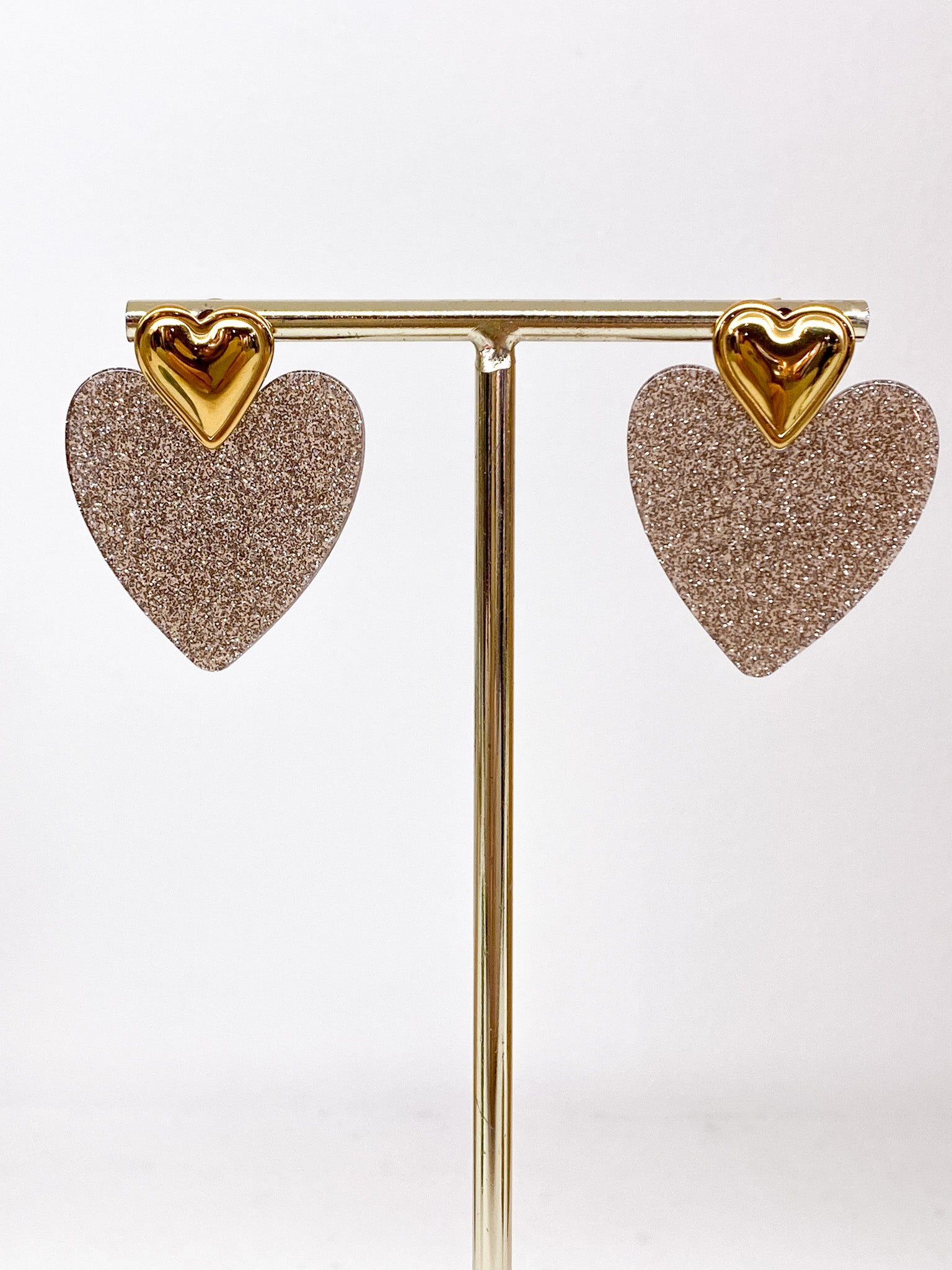 Boucles d’oreilles cœur avec acétate scintillant