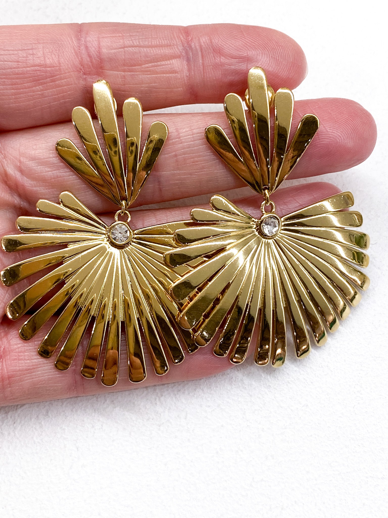 Boucles d’oreilles florales élégantes avec strass pour femme
