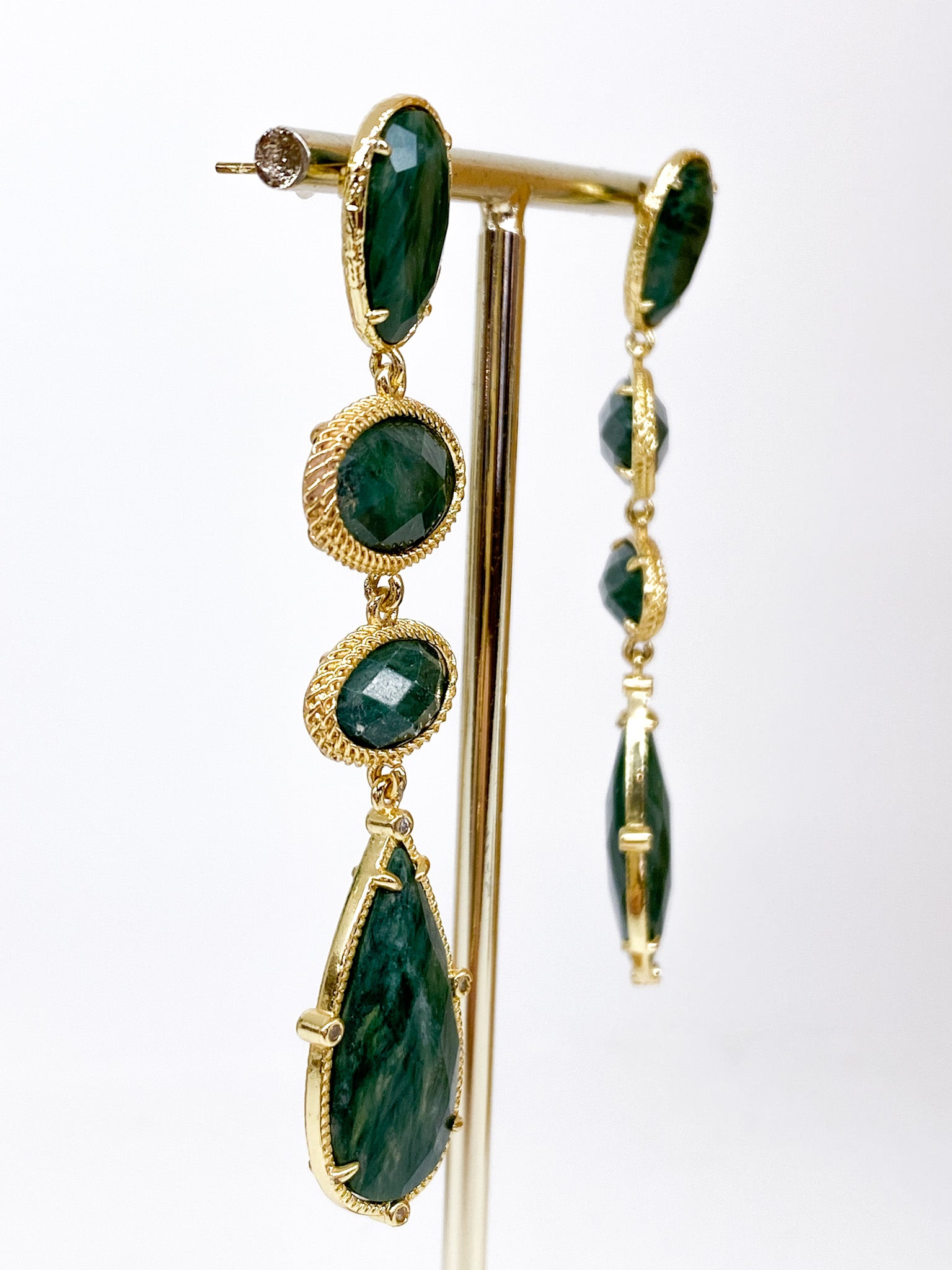 Boucles d’oreilles longues avec aventurine verte
