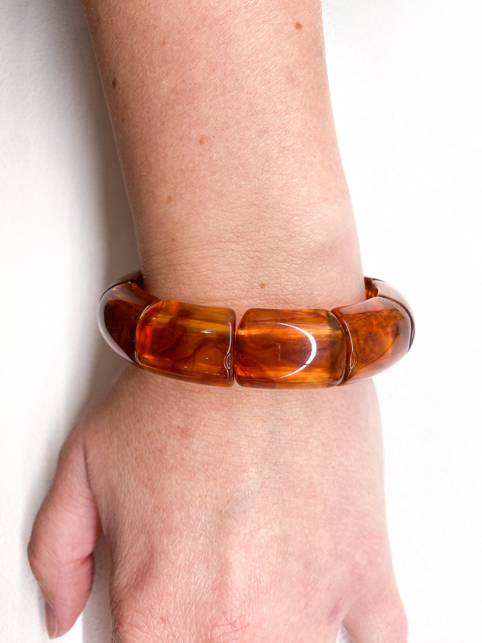 Bracelet femme en acétate coloré semi-transparent