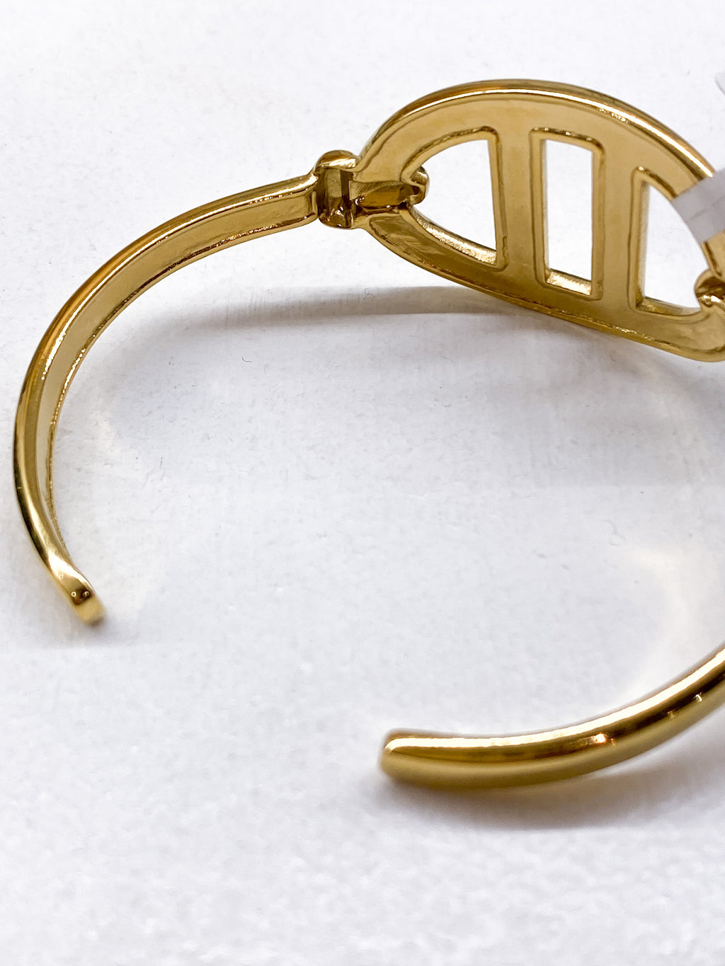 Bracelet jonc rigide femme au design maillon