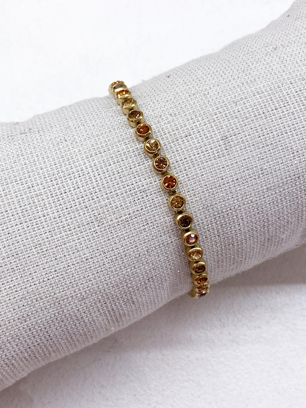 Bracelet fin doré en acier inoxydable à strass ronds