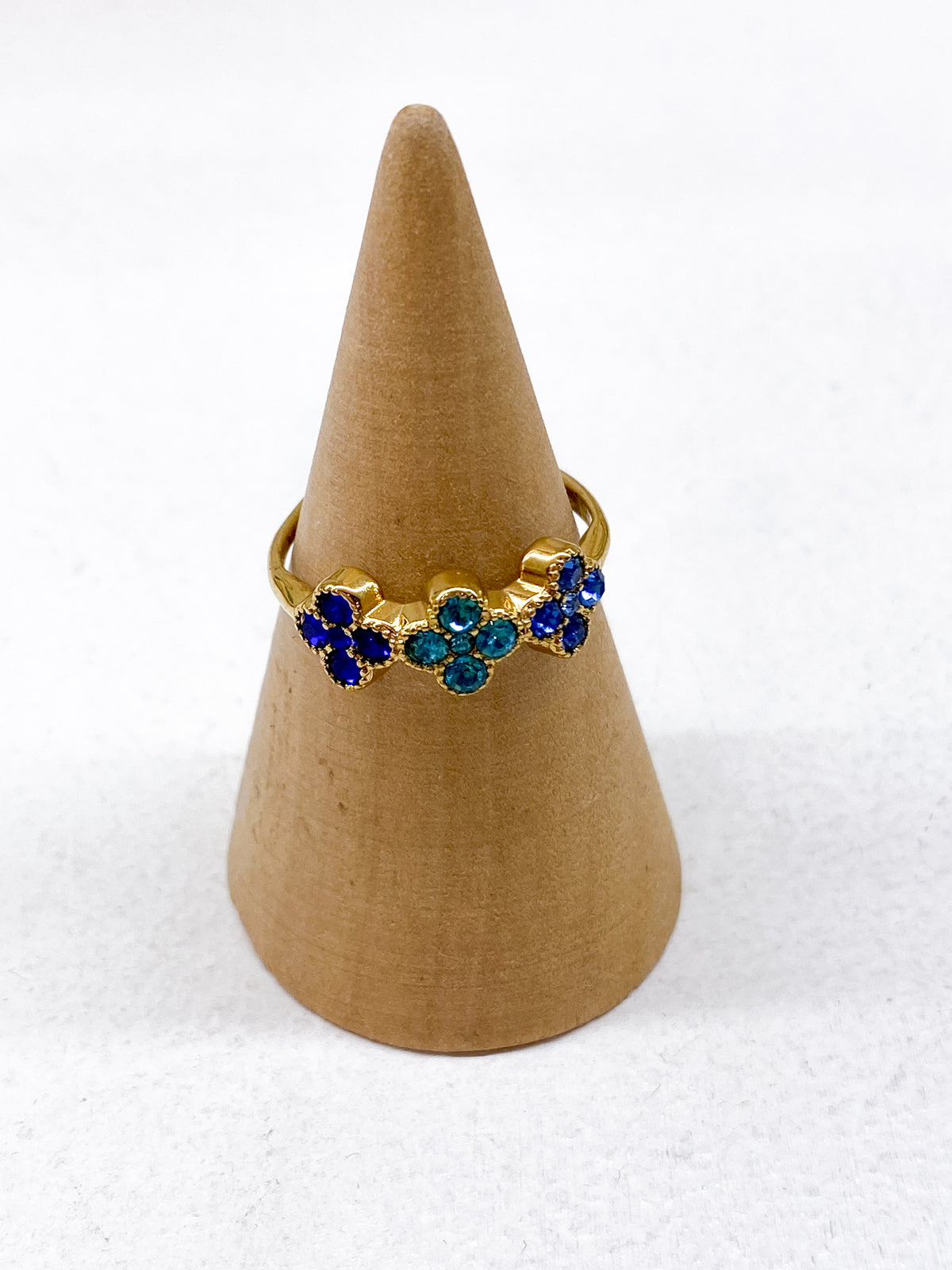 Bague femme dorée en acier inoxydable avec trois trèfles