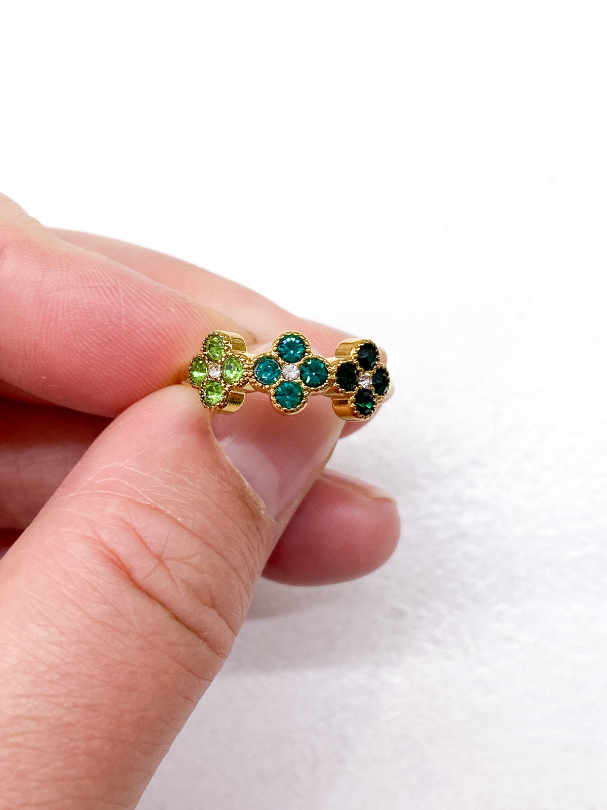 Bague femme dorée en acier inoxydable avec trois trèfles
