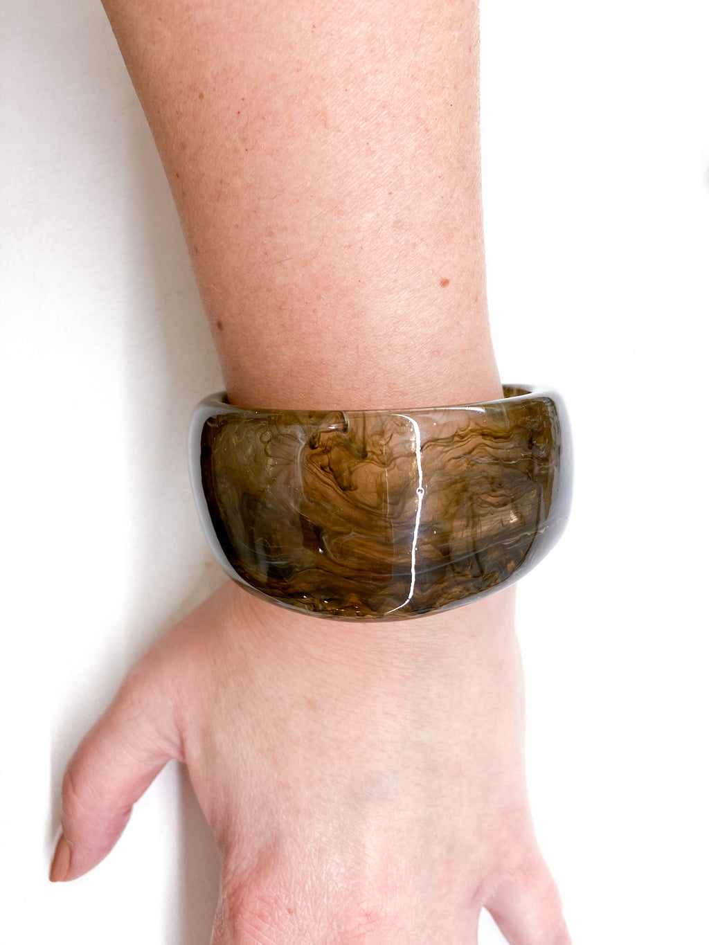 Bracelet jonc large marron en acétate effet marbre