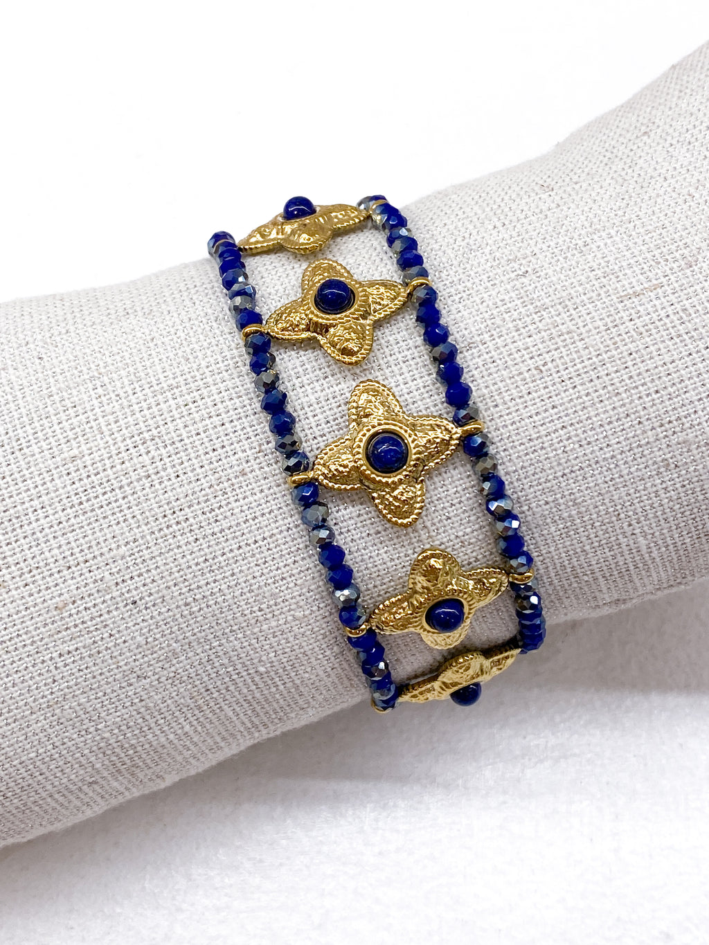 Bracelet manchette trèfles en pierres naturelles et acier doré