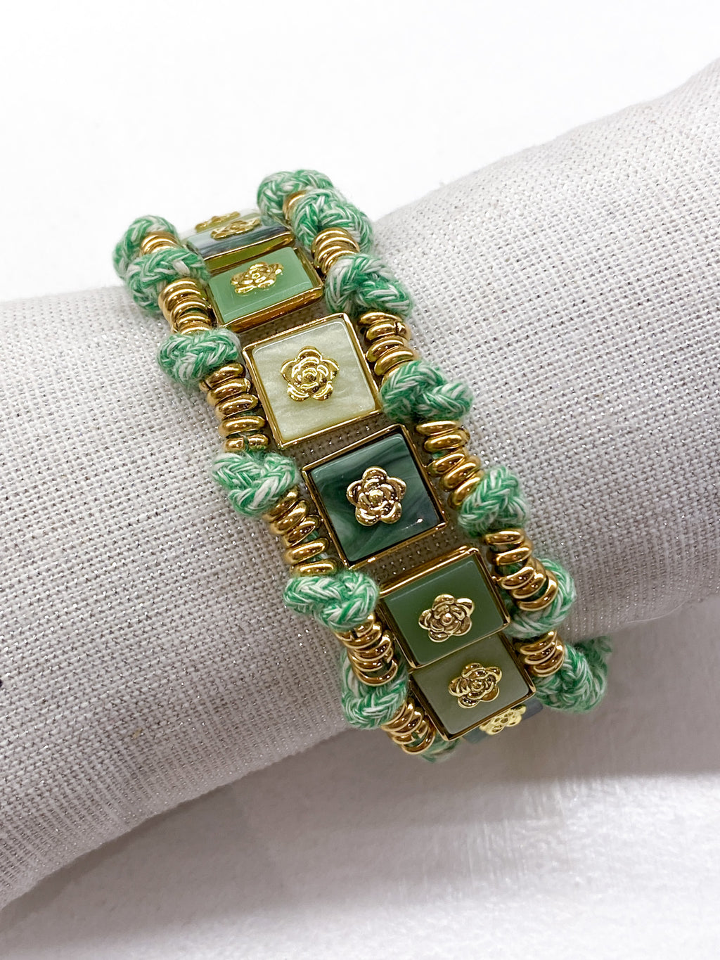 Bracelet manchette femme vert en acétate et cordon tressé
