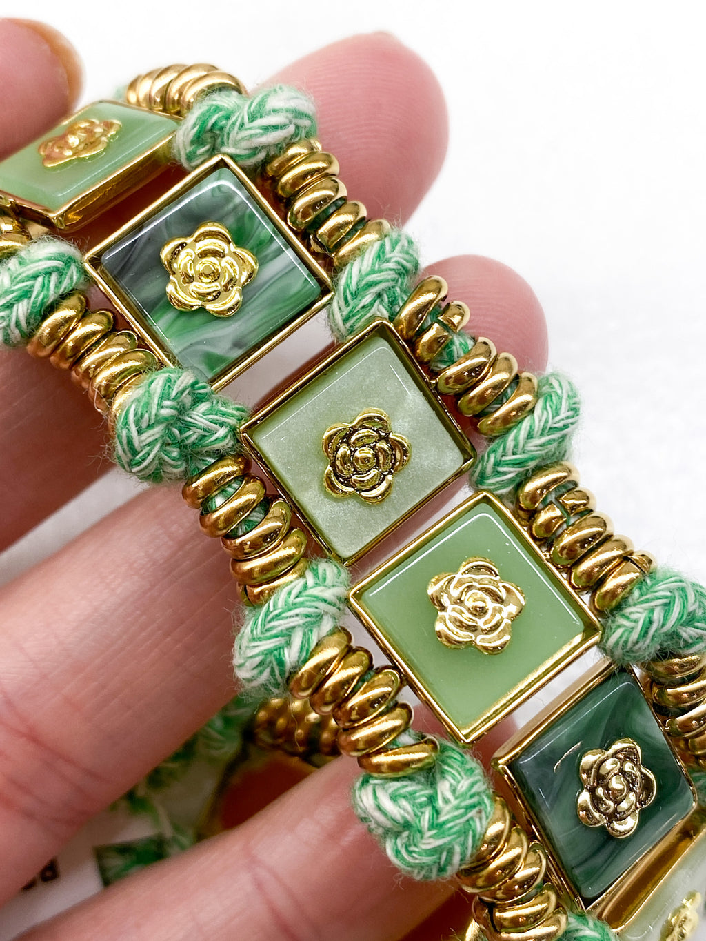 Bracelet manchette femme vert en acétate et cordon tressé