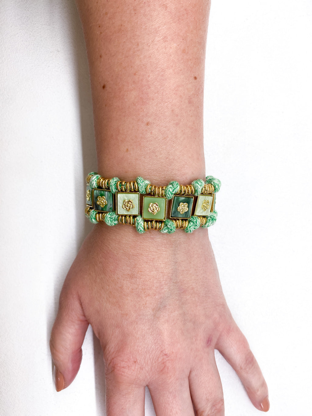 Bracelet manchette femme vert en acétate et cordon tressé