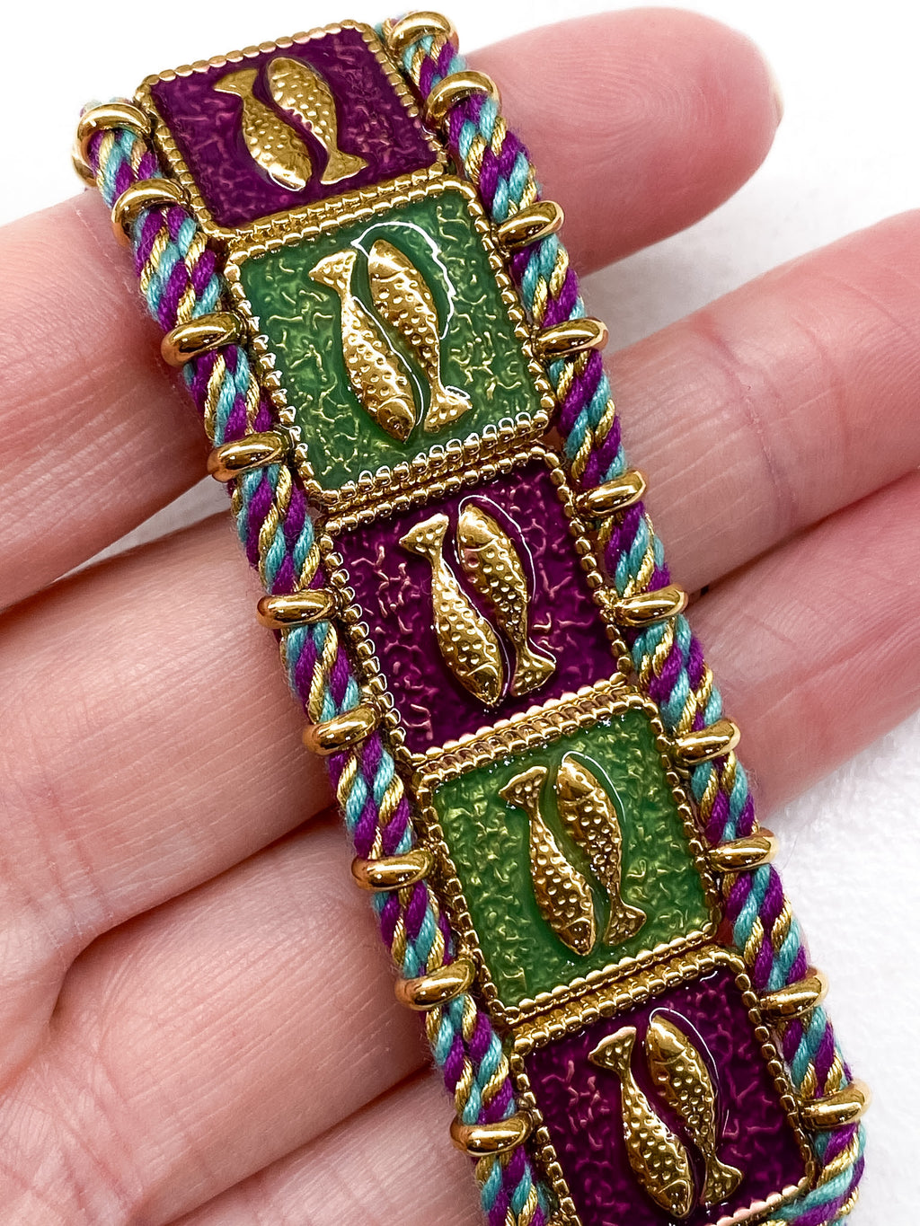 Bracelet manchette femme émail et motifs poissons