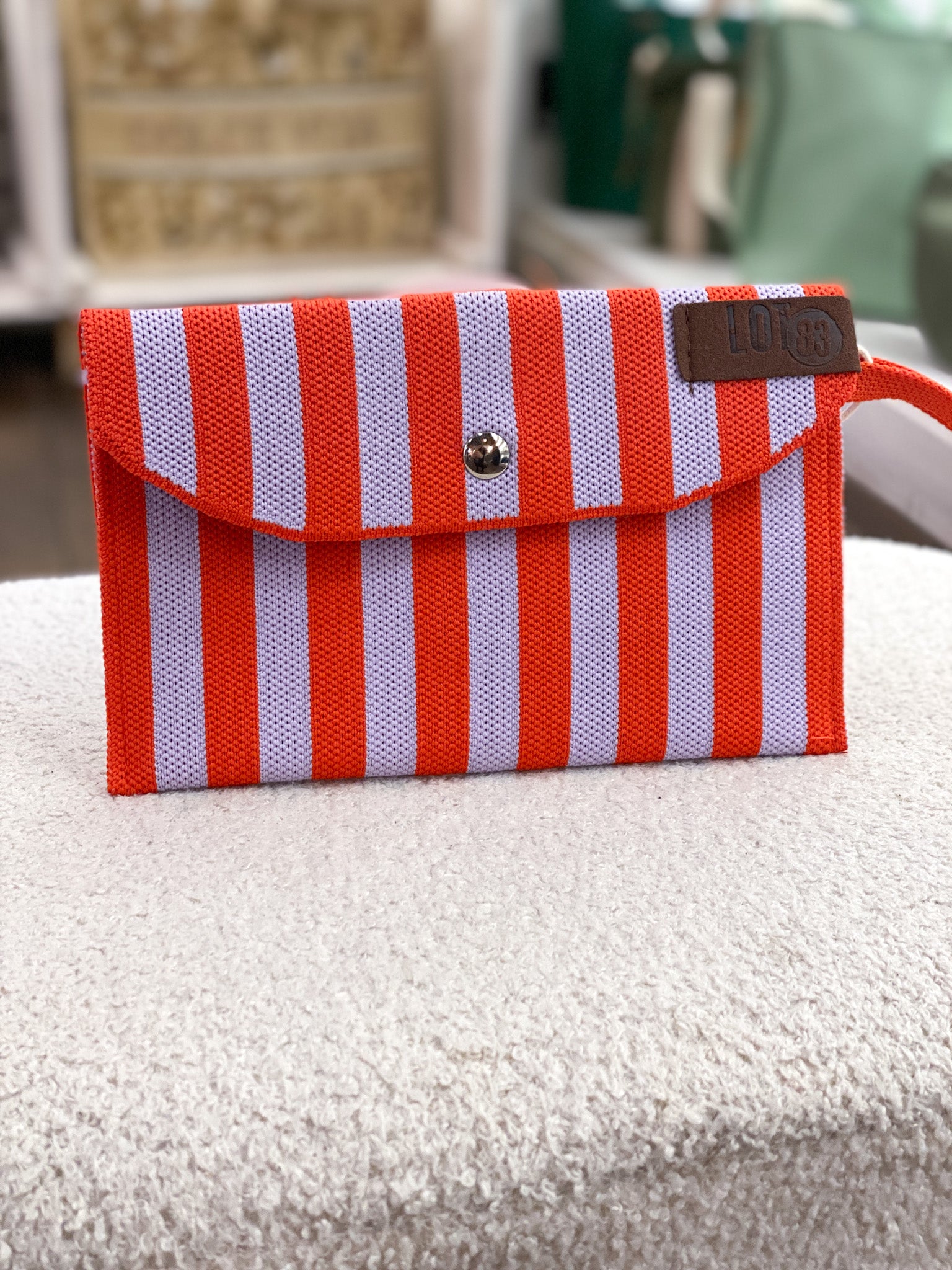 Portefeuille femme rectangulaire rayé en tissu tressé