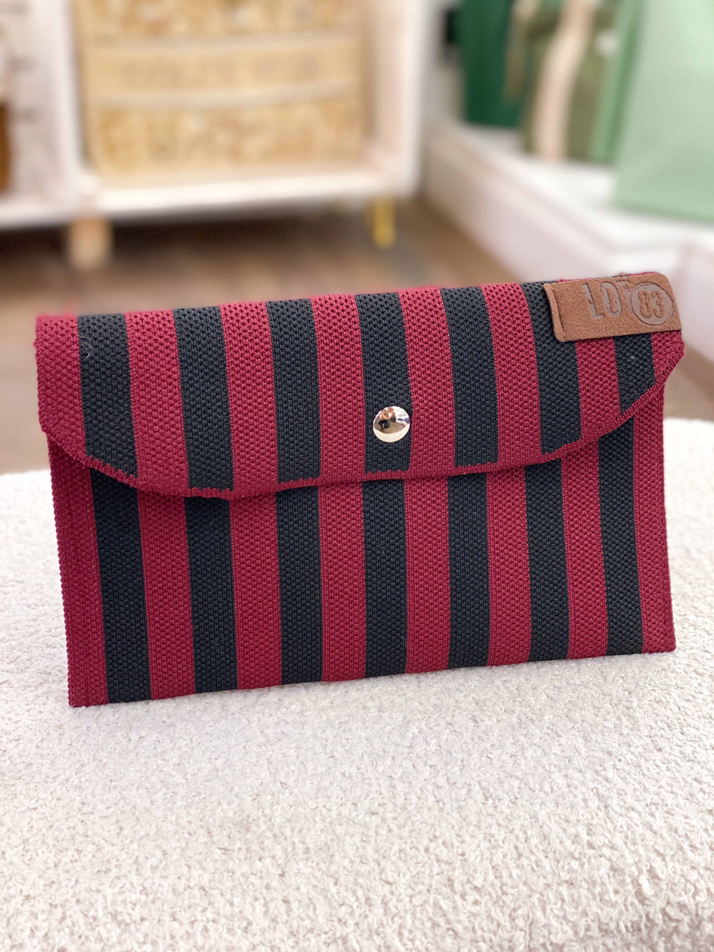 Portefeuille femme rectangulaire rayé en tissu tressé