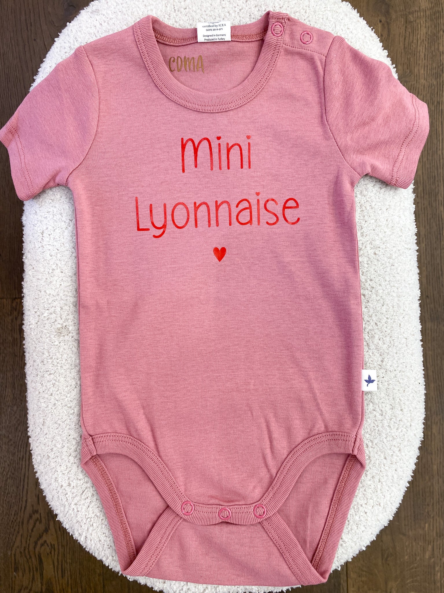 Body bébé personnalisé rose – manches courtes