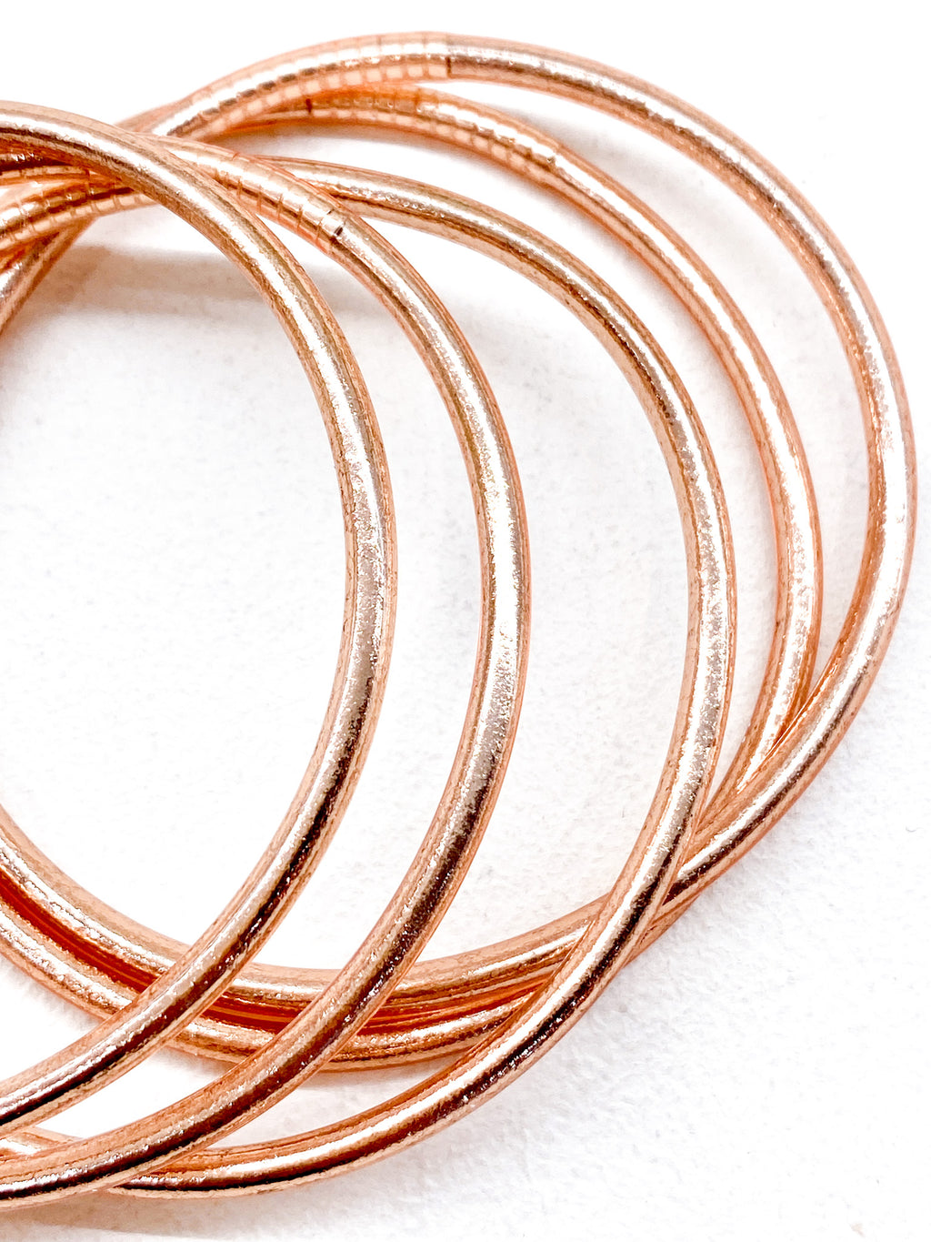 Bracelet bouddhiste fin Ikita en plusieurs couleurs
