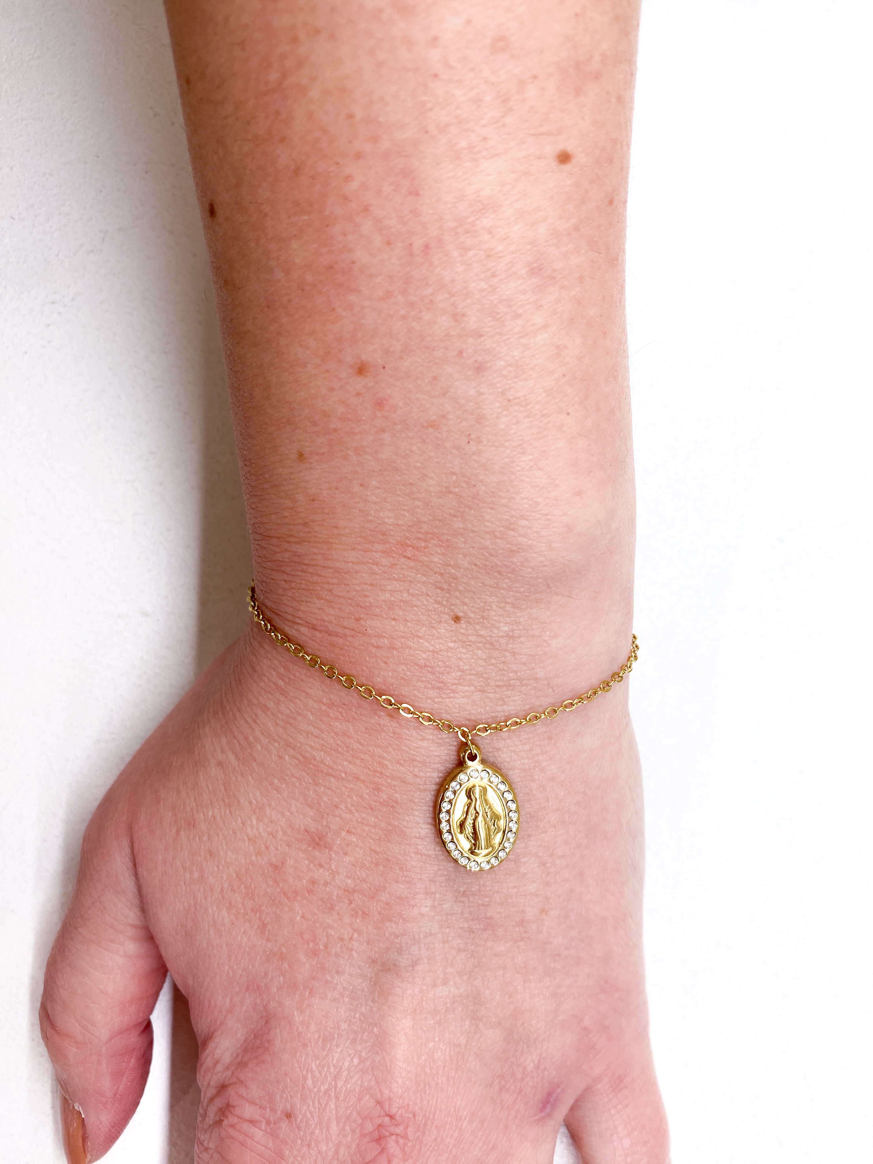 Bracelet fin médaille Vierge avec strass