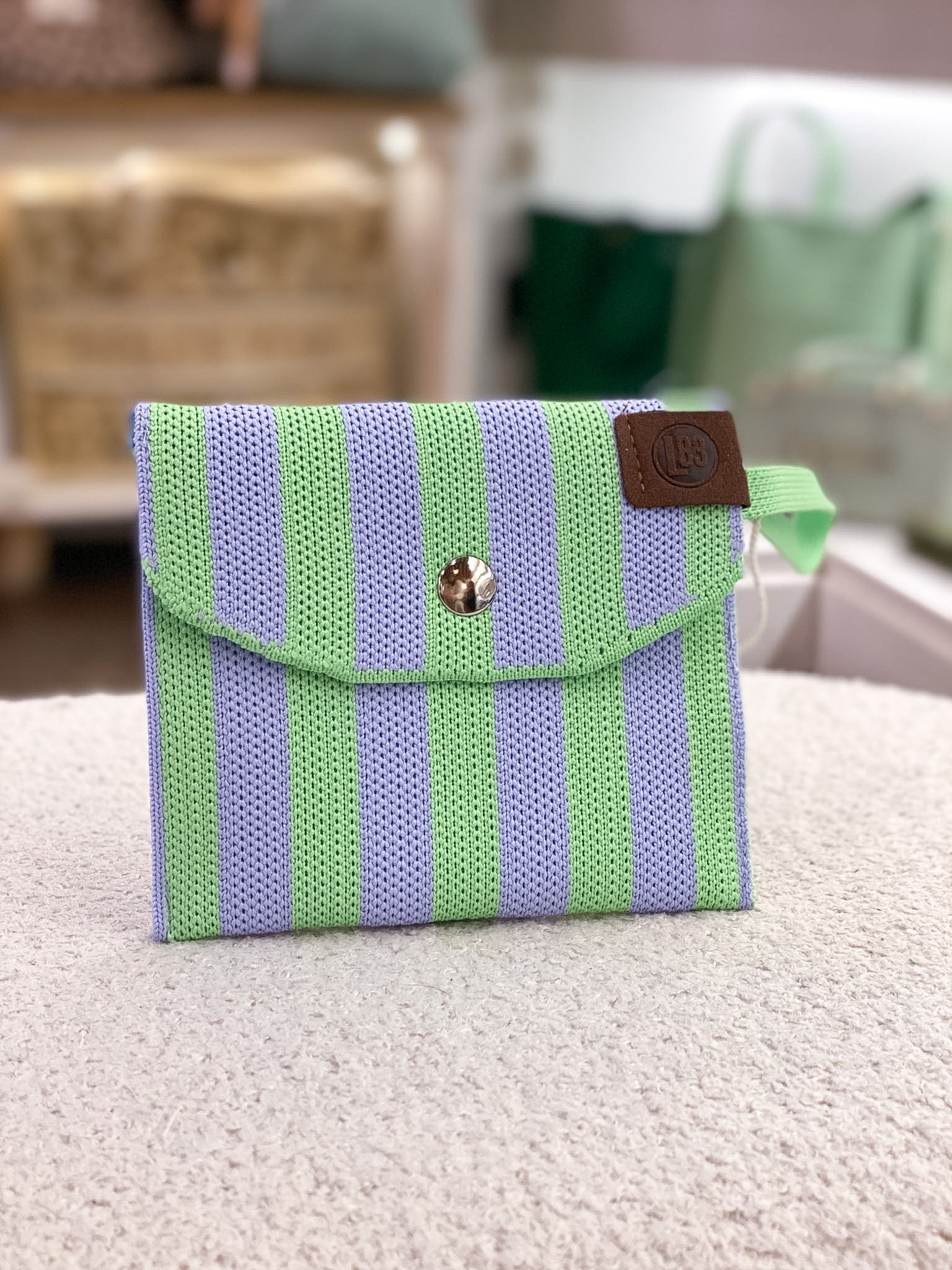Porte-monnaie carré femme rayé compact