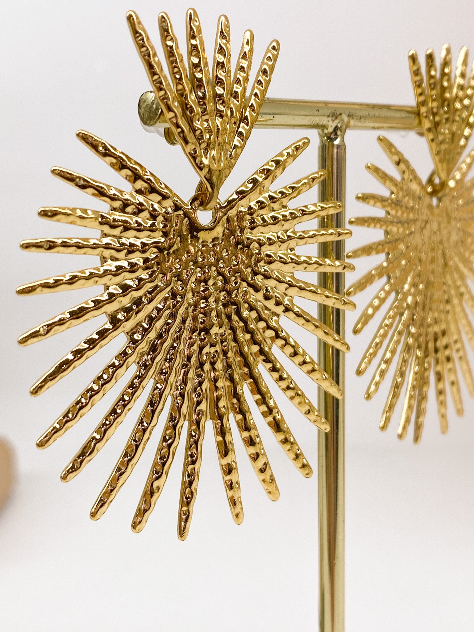 Boucles d’oreilles cœur royal dorées et argentées