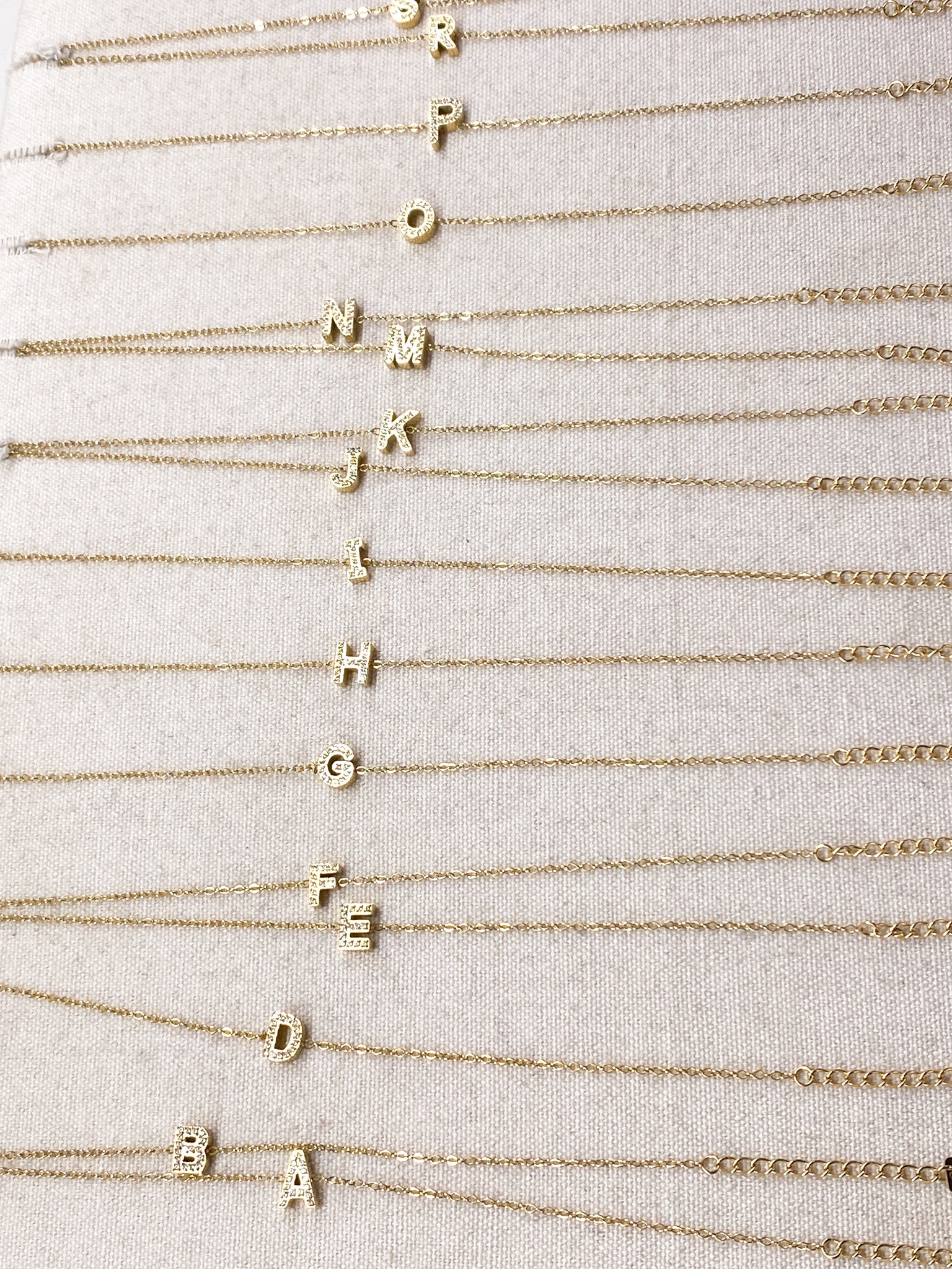 Bracelet A-Z lettre initiale acier inoxydable doré strass