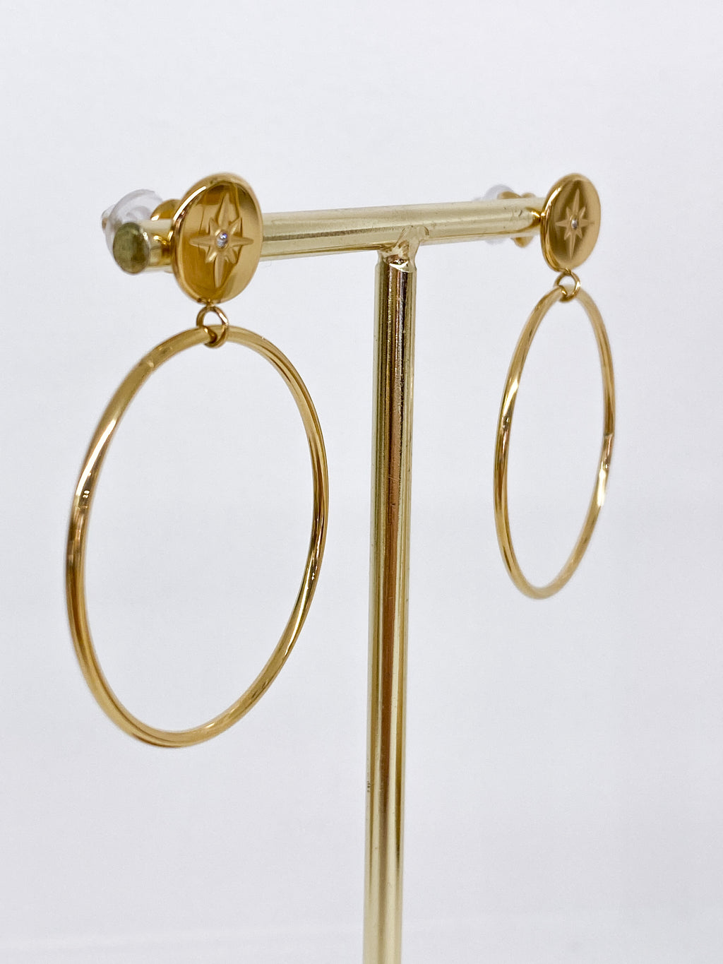 Boucles d’oreilles rondes avec étoile polaire strass