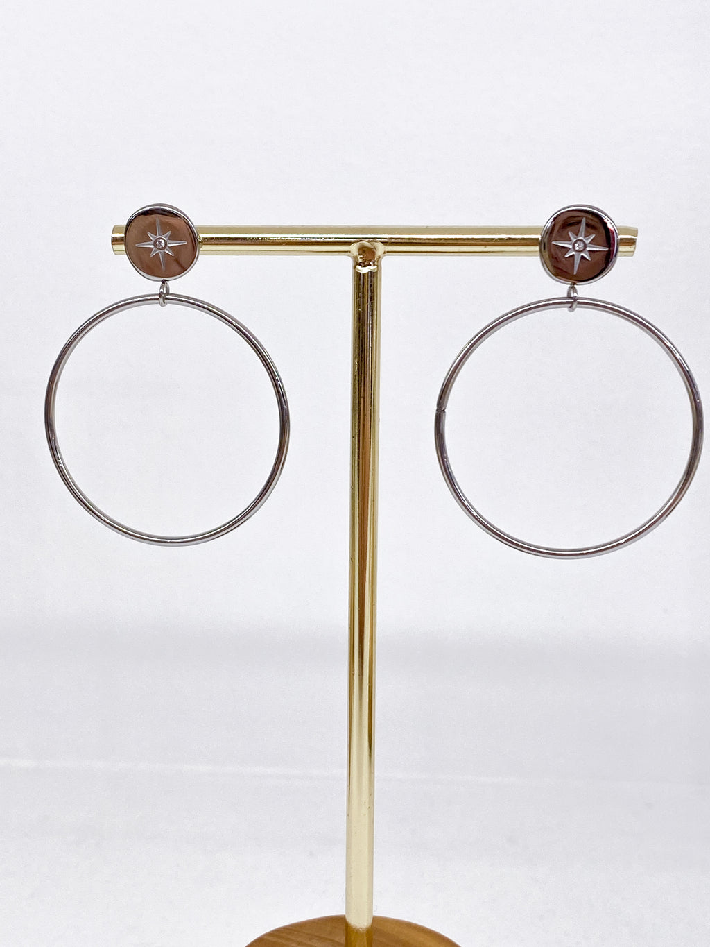 Boucles d’oreilles rondes avec étoile polaire strass