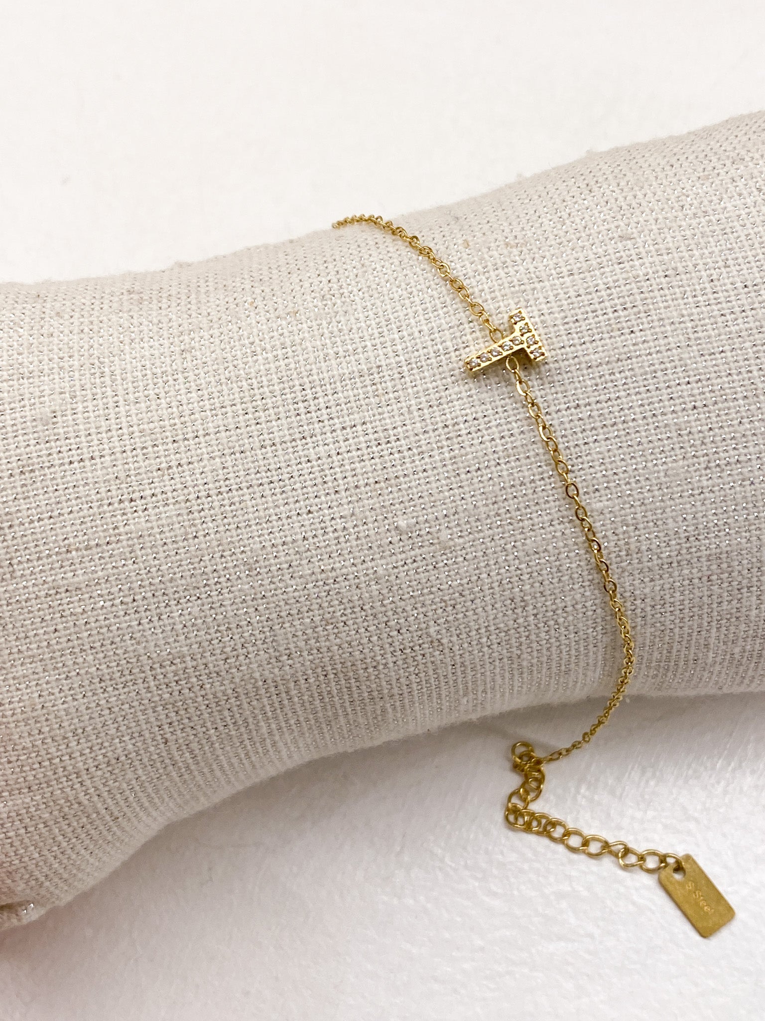 Bracelet A-Z lettre initiale acier inoxydable doré strass