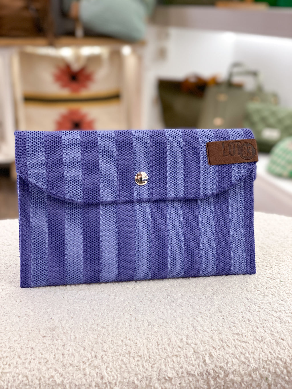 Portefeuille femme rectangulaire rayé en tissu tressé