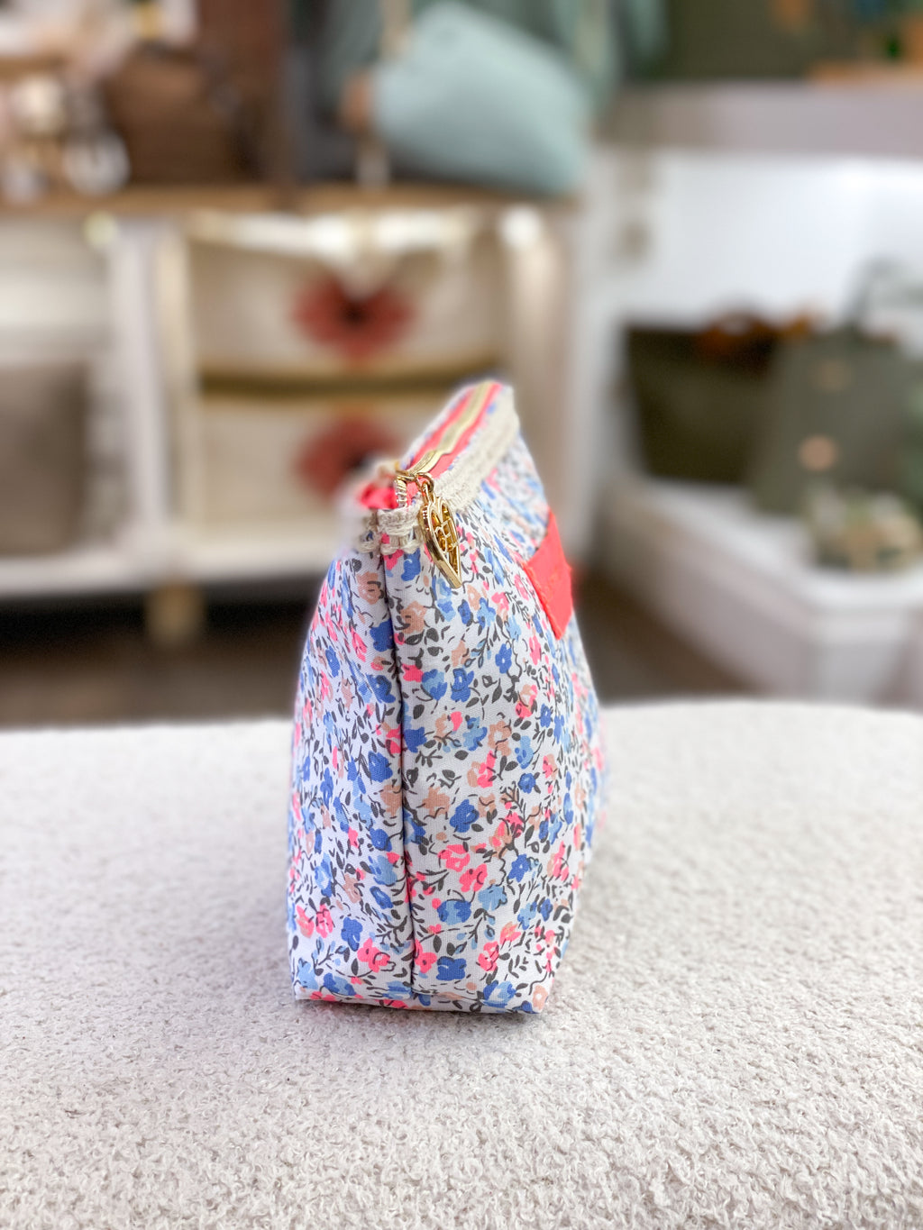 Pochette en coton zippée fleurie avec dentelle