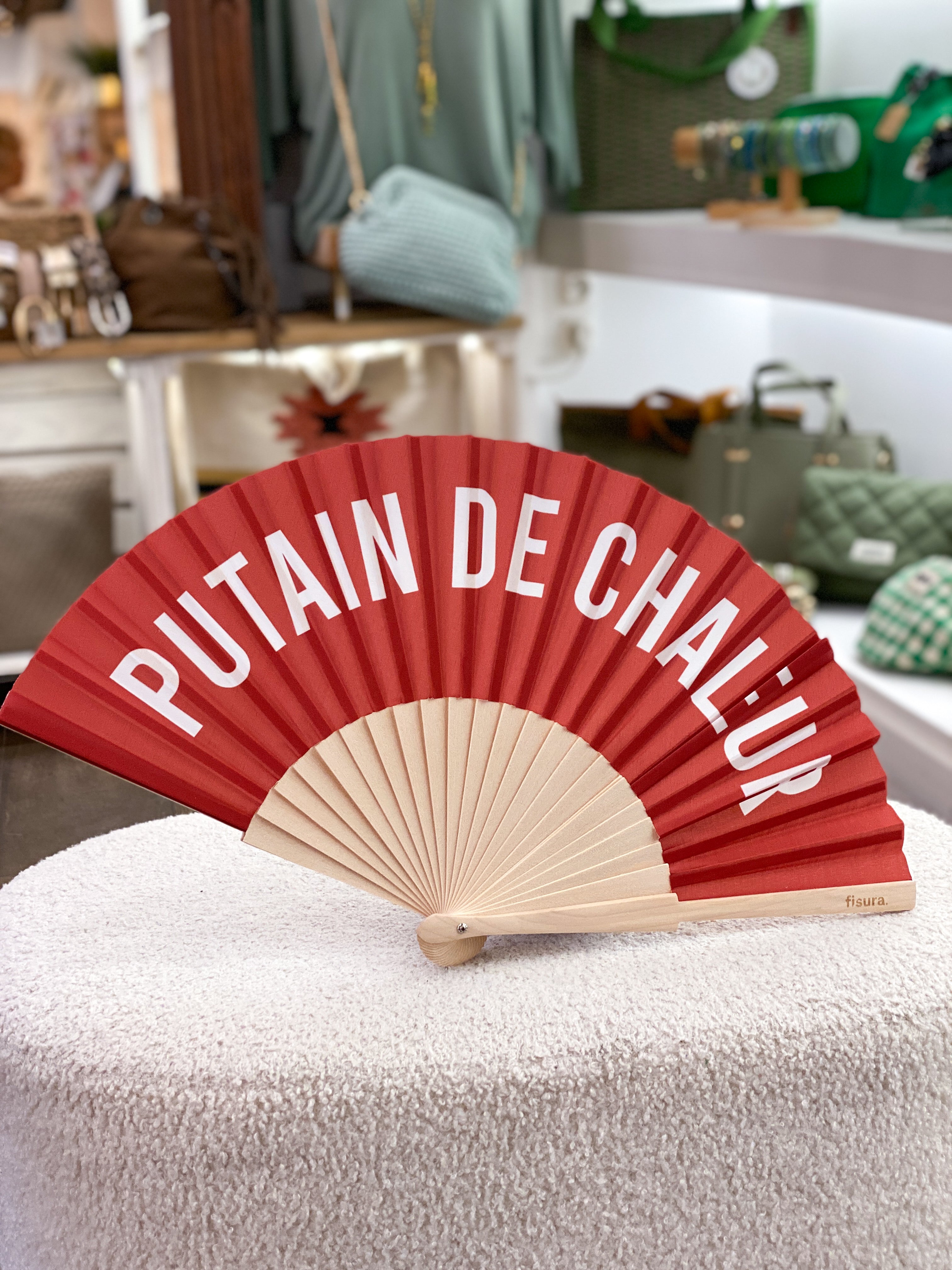 Éventail en tissu avec manche en bois et messages amusants