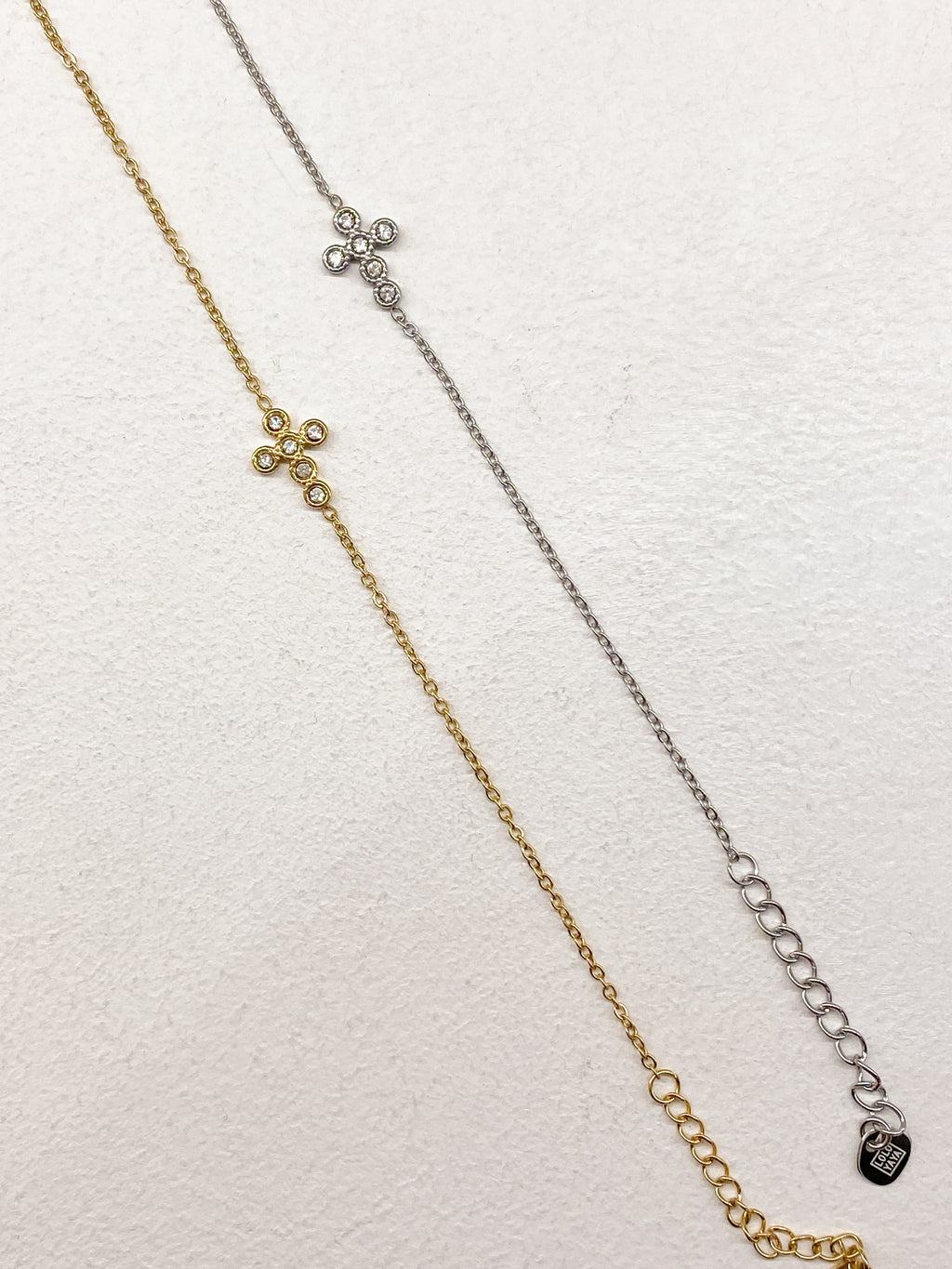 Bracelet femme croix avec strass