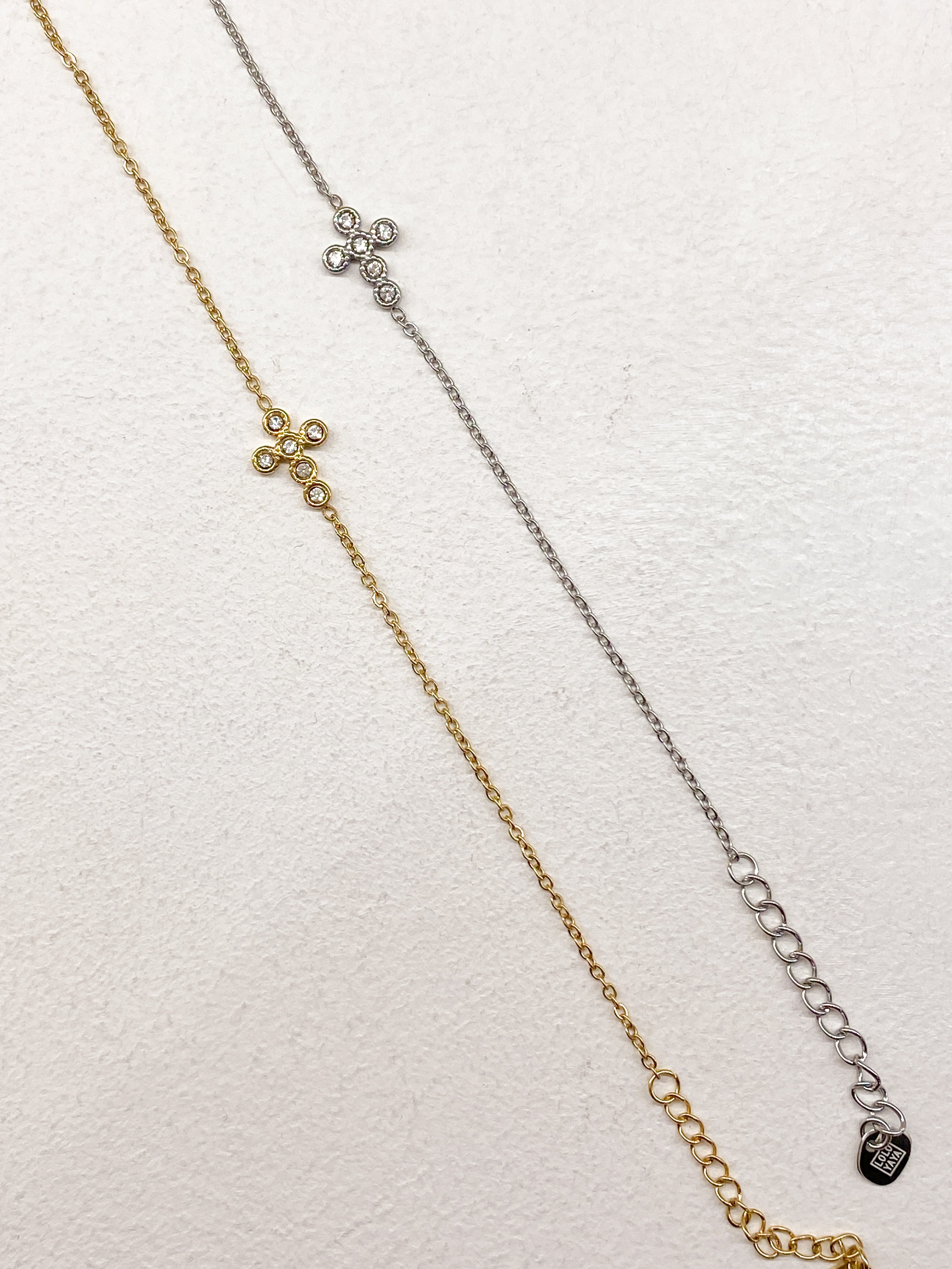 Bracelet femme croix avec strass