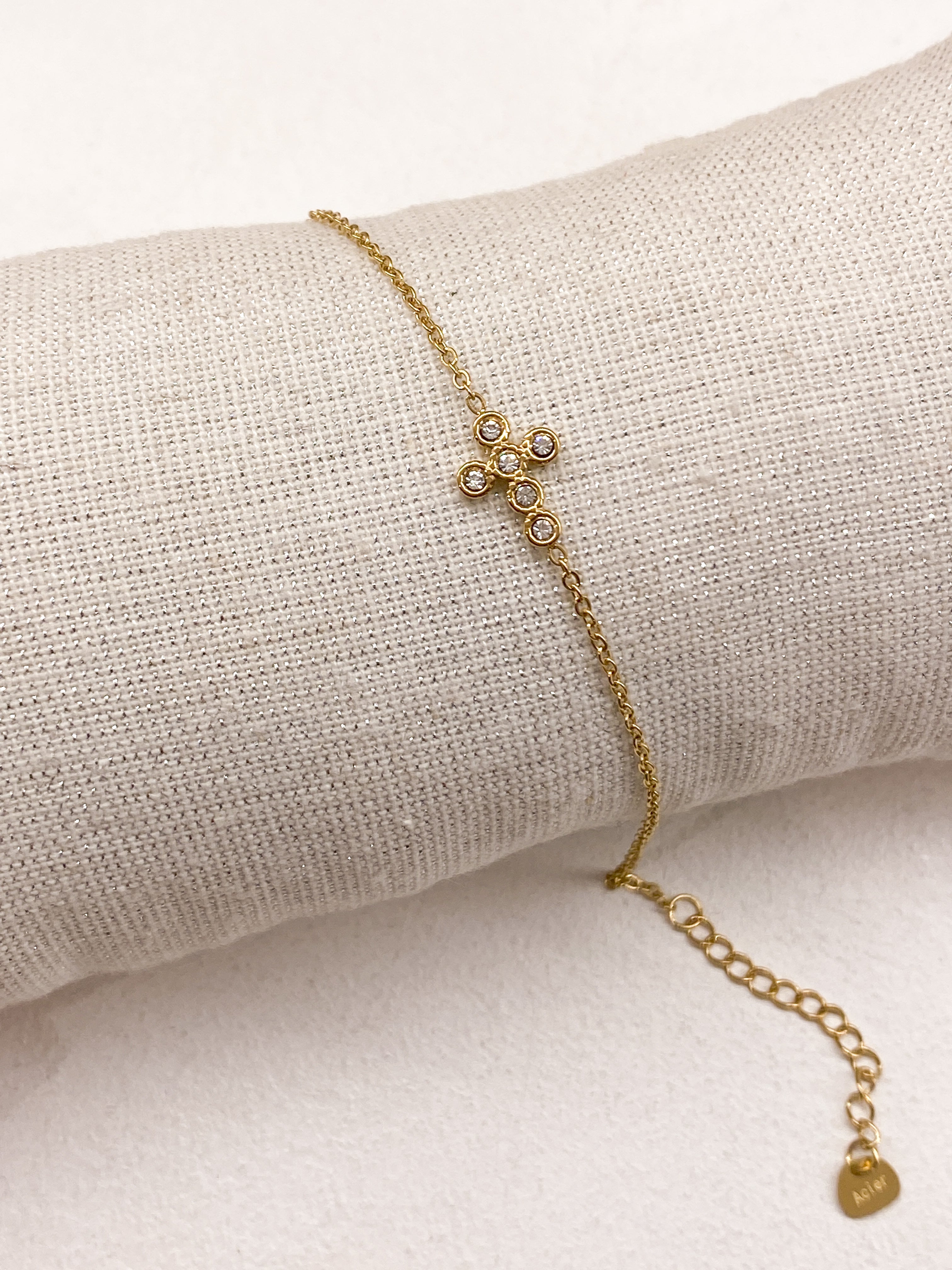 Bracelet femme croix avec strass