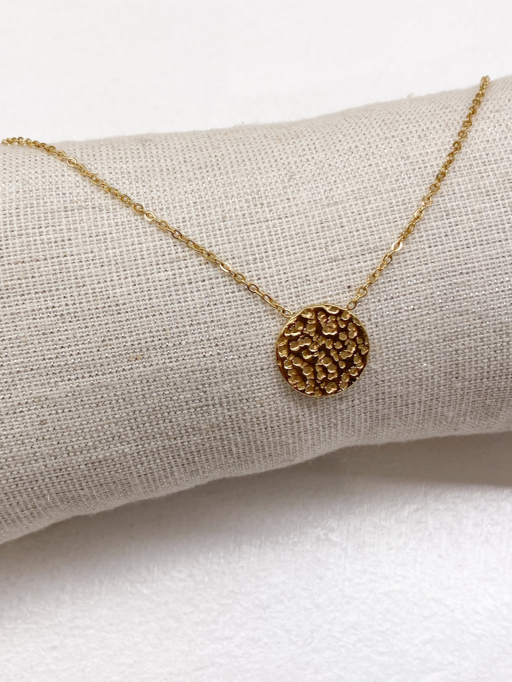 Collier rond martelé en acier inoxydable