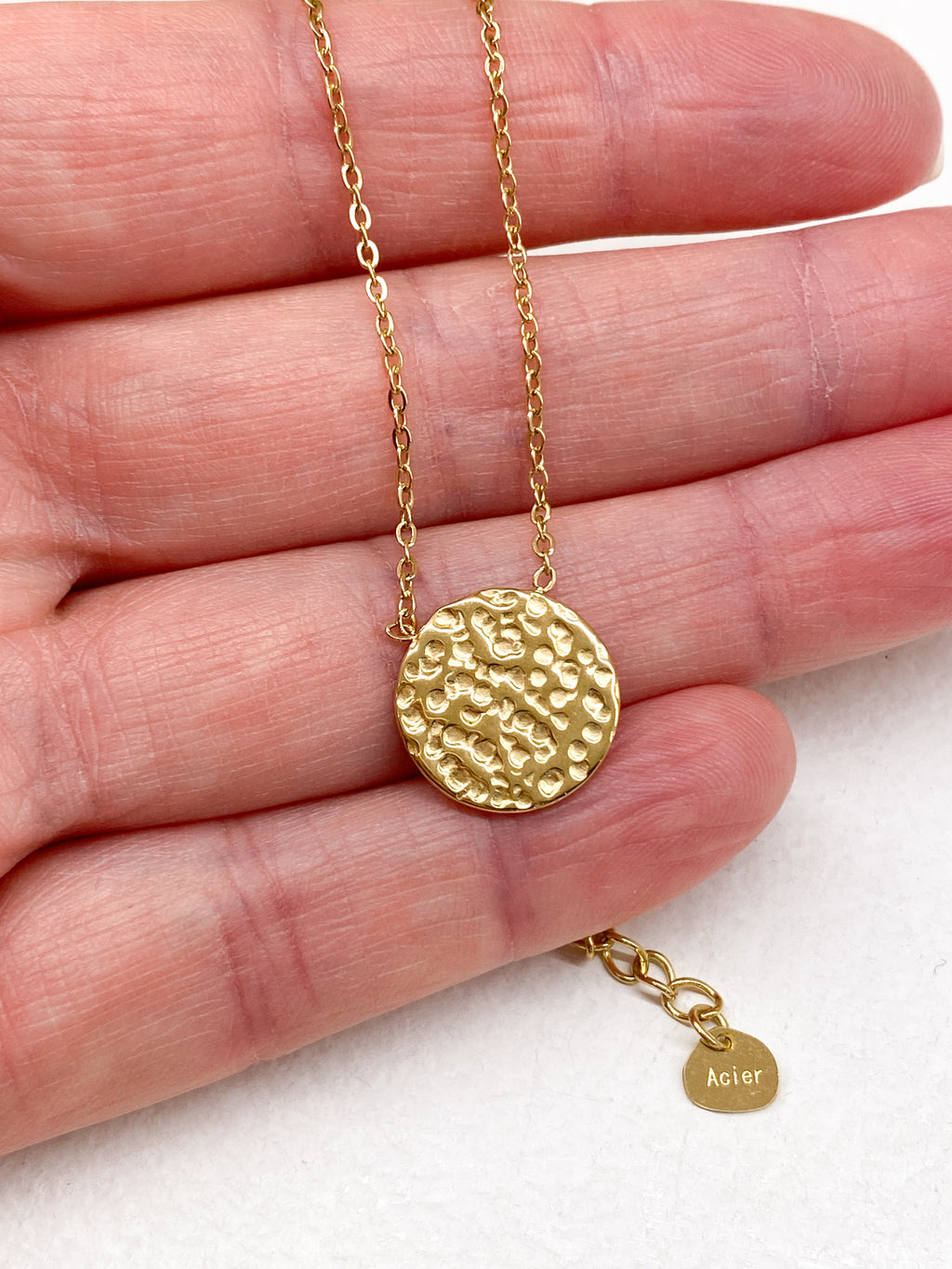 Collier rond martelé en acier inoxydable