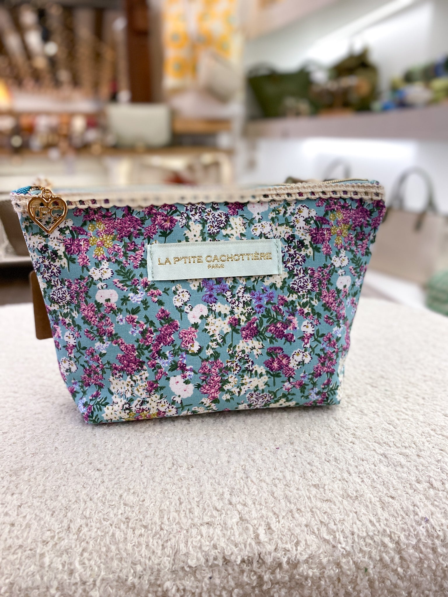 Pochette en coton zippée fleurie avec dentelle