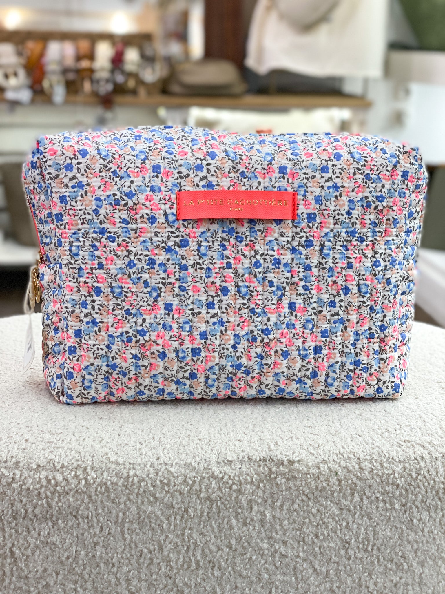 Trousse matelassée fleurie en coton