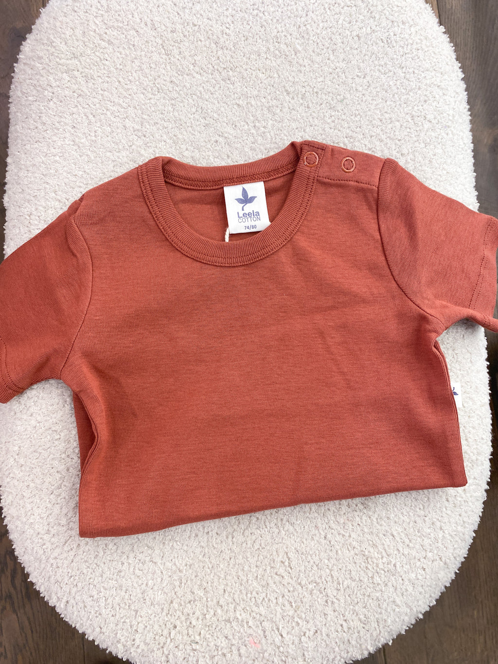 Body bébé personnalisé terracotta – manches courtes