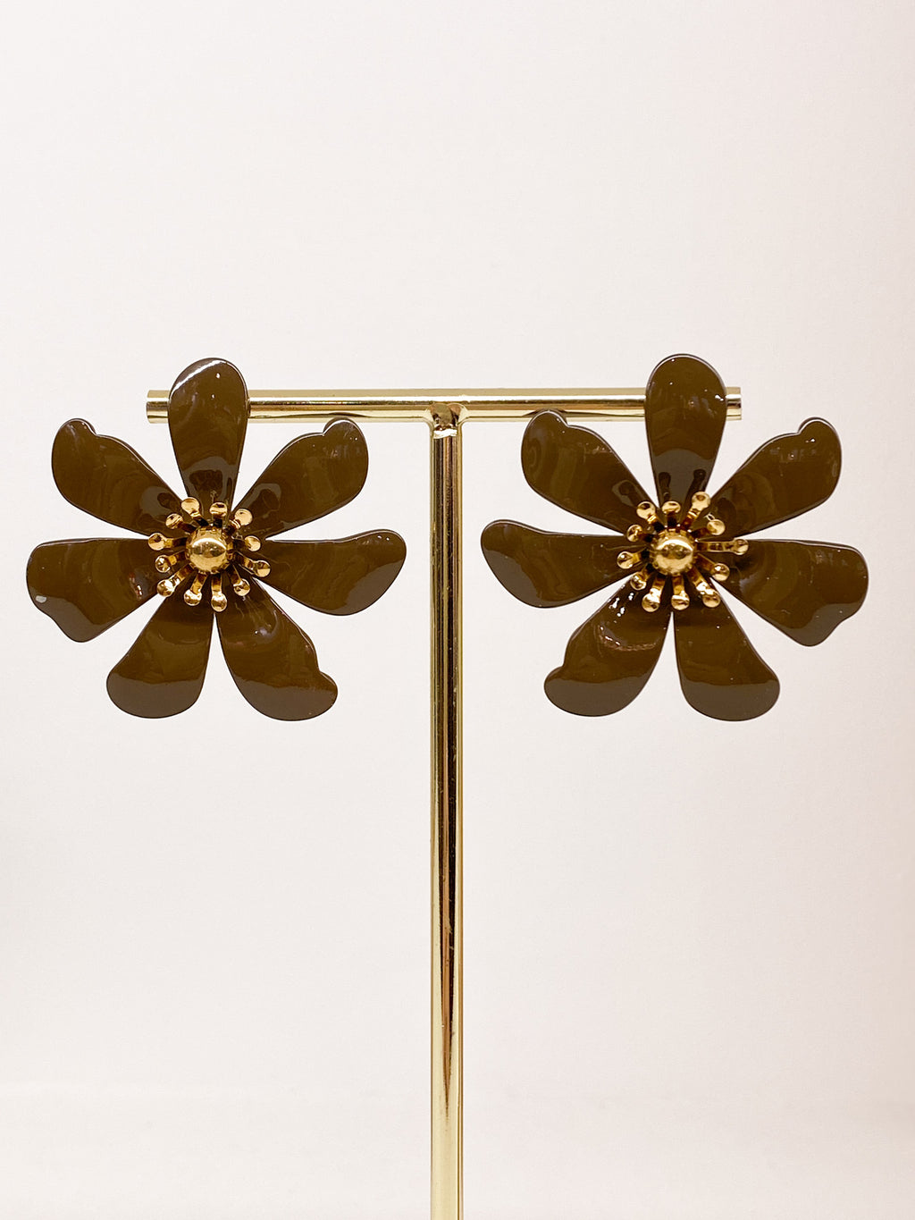 Boucles d’oreilles fleurs émaillées taille moyenne