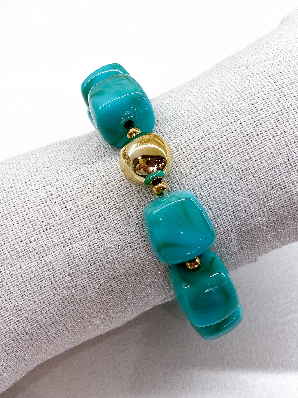 Bracelet élastique perles carrées effet marbré