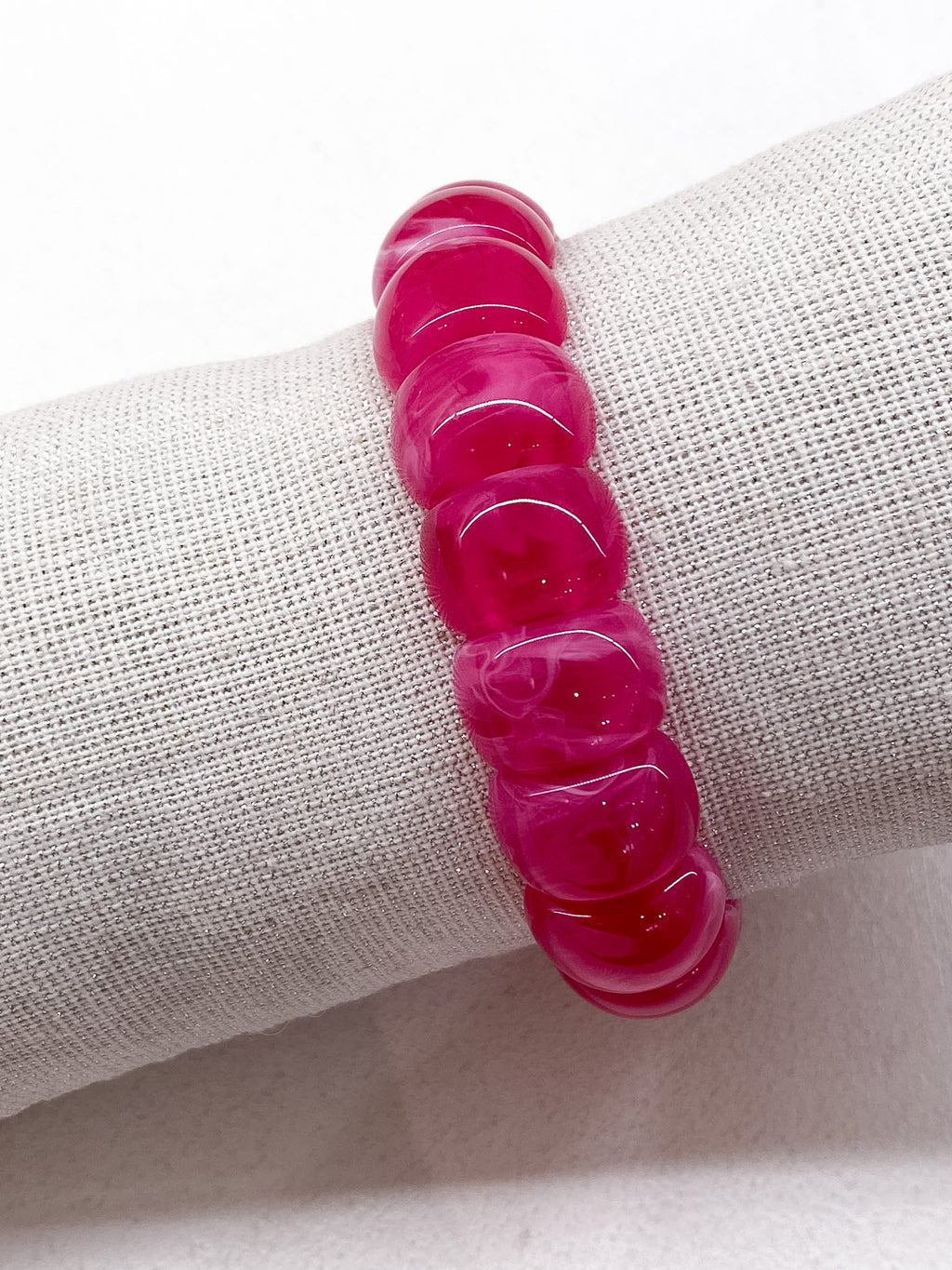 Bracelet fin en acétate marbré coloré sur élastique