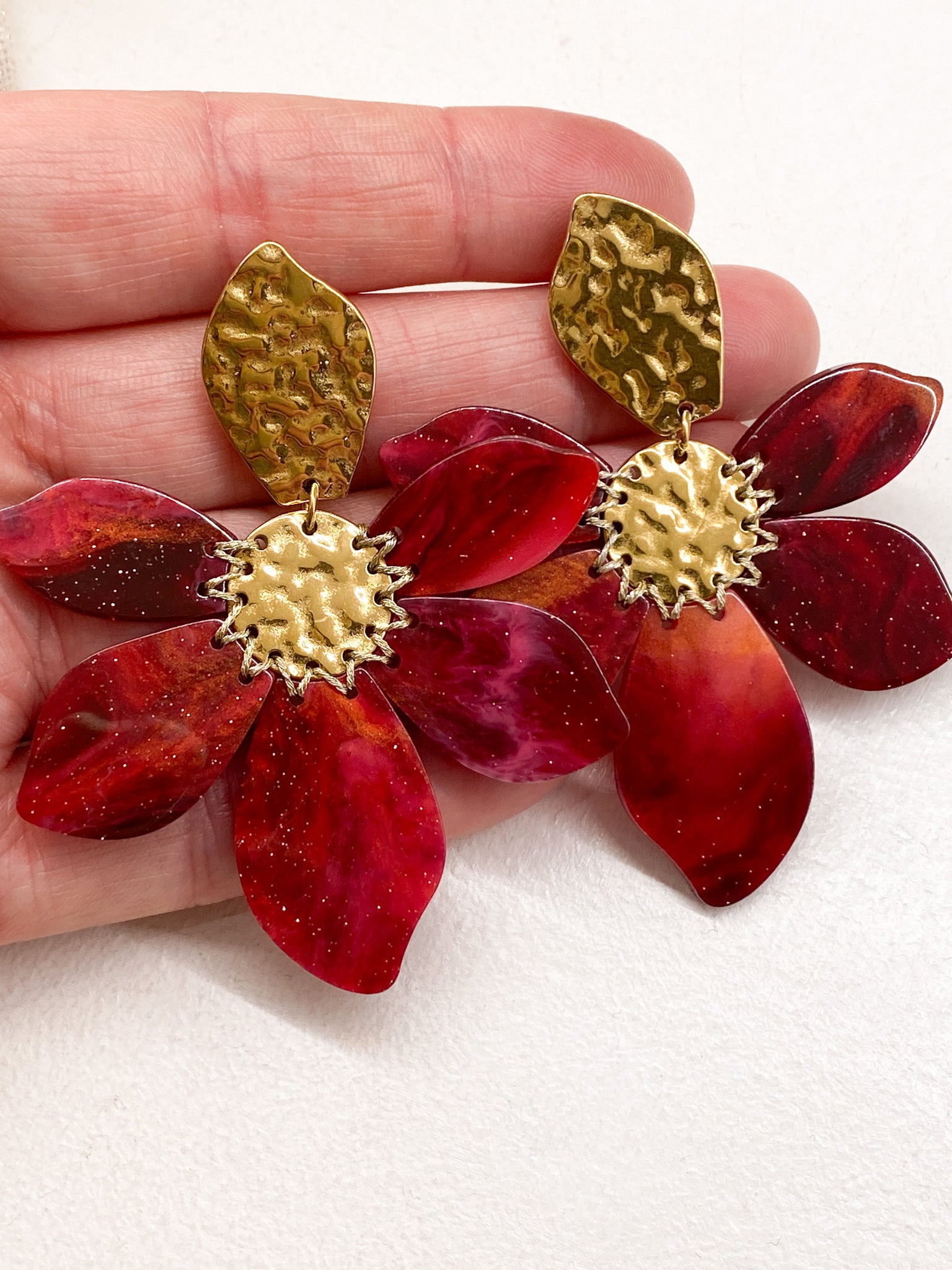Boucles d’oreilles fleur en acier inoxydable et acétate pailleté