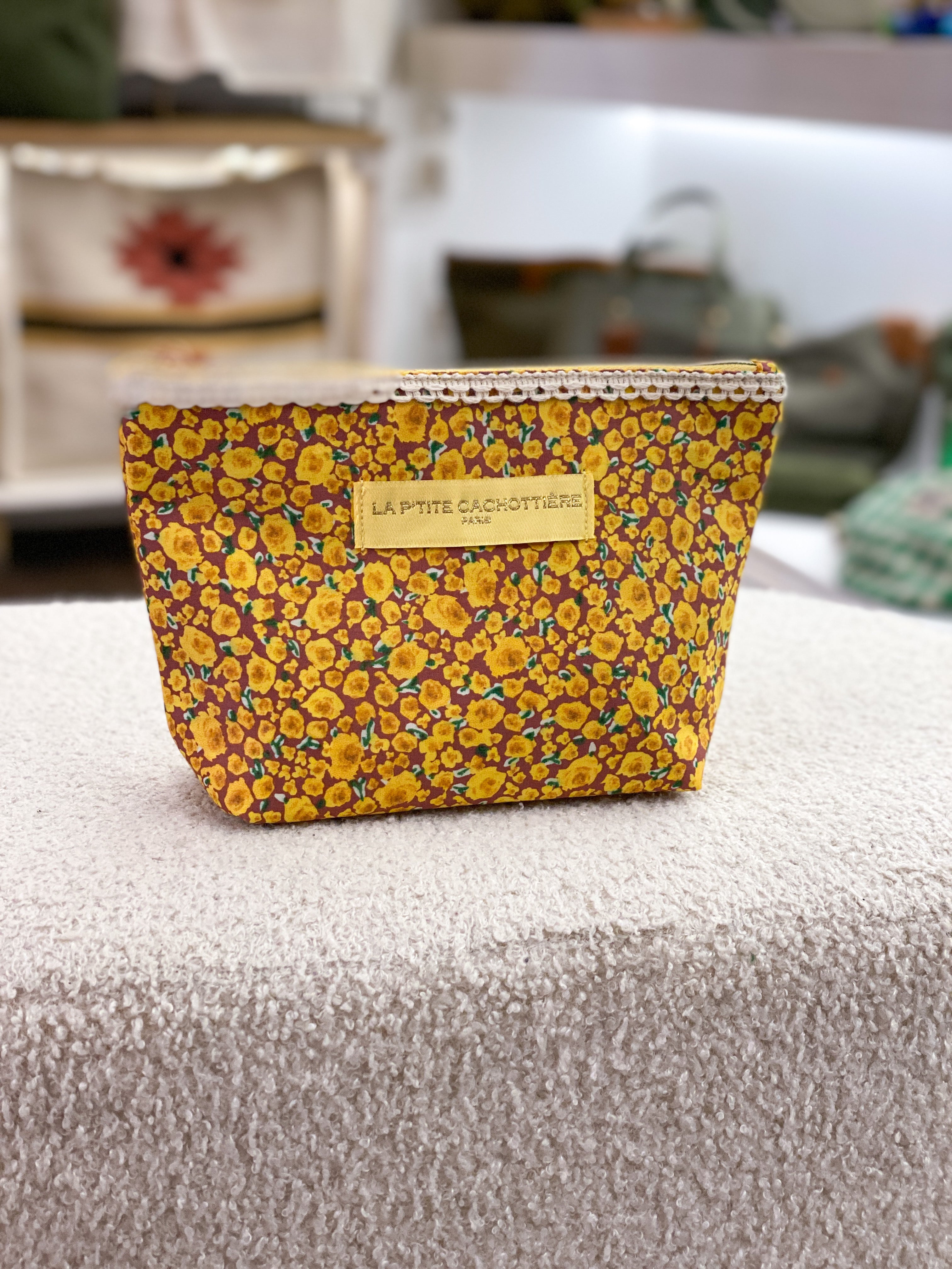 Pochette en coton zippée fleurie avec dentelle