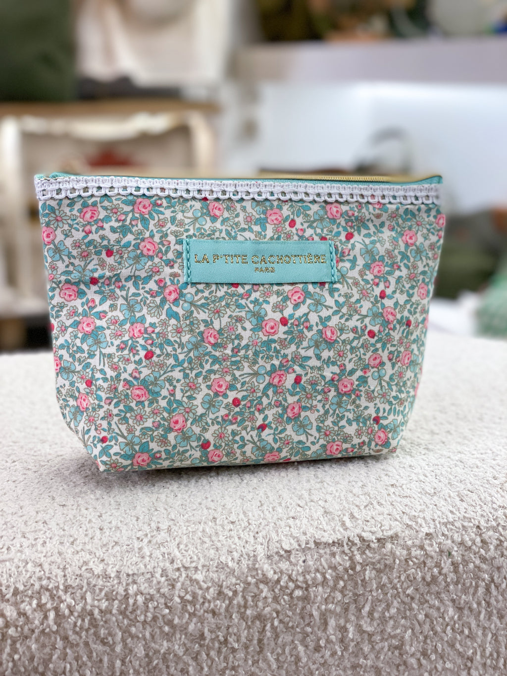 Pochette en coton zippée fleurie avec dentelle