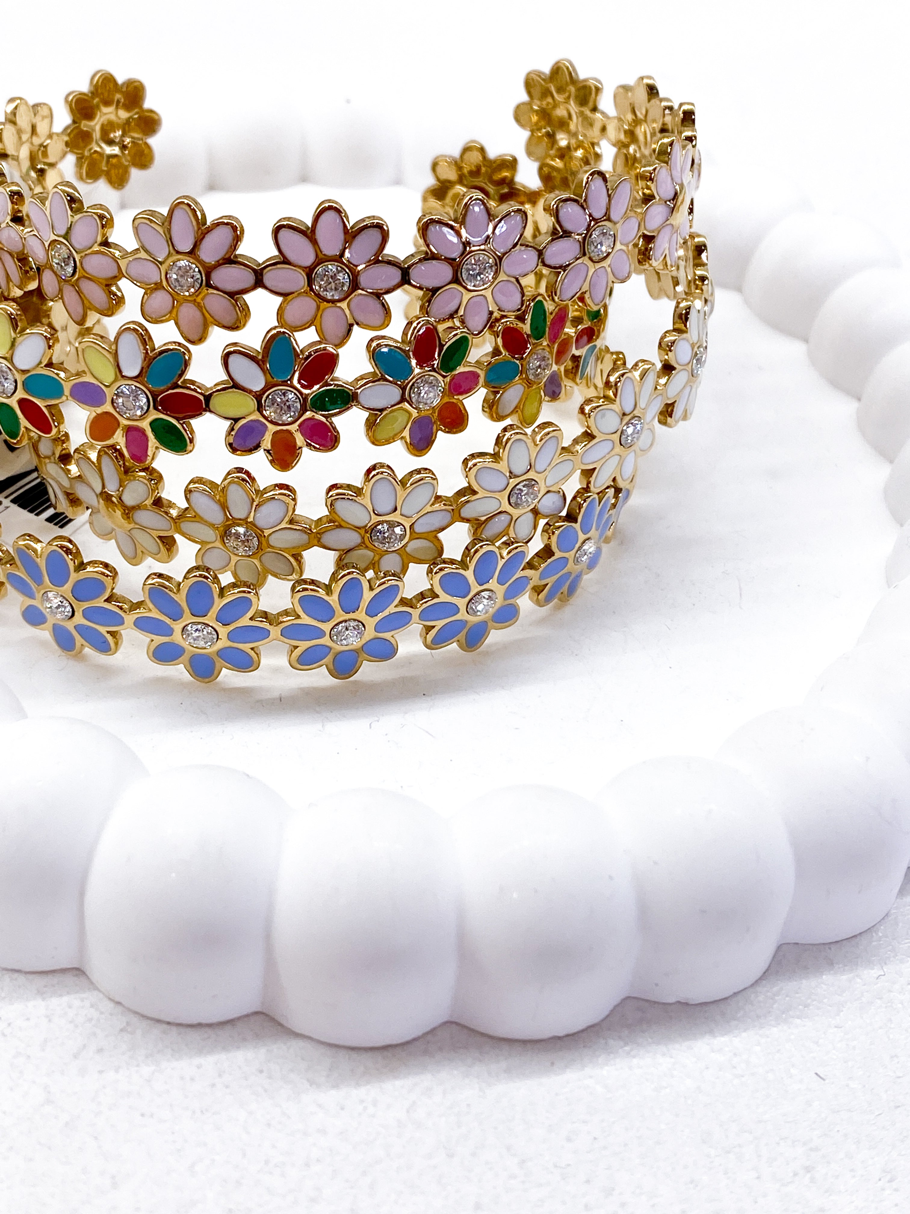 Bracelet jonc doré fin avec fleurs émaillées et stass