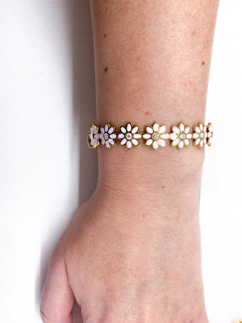 Bracelet jonc doré fin avec fleurs émaillées et stass